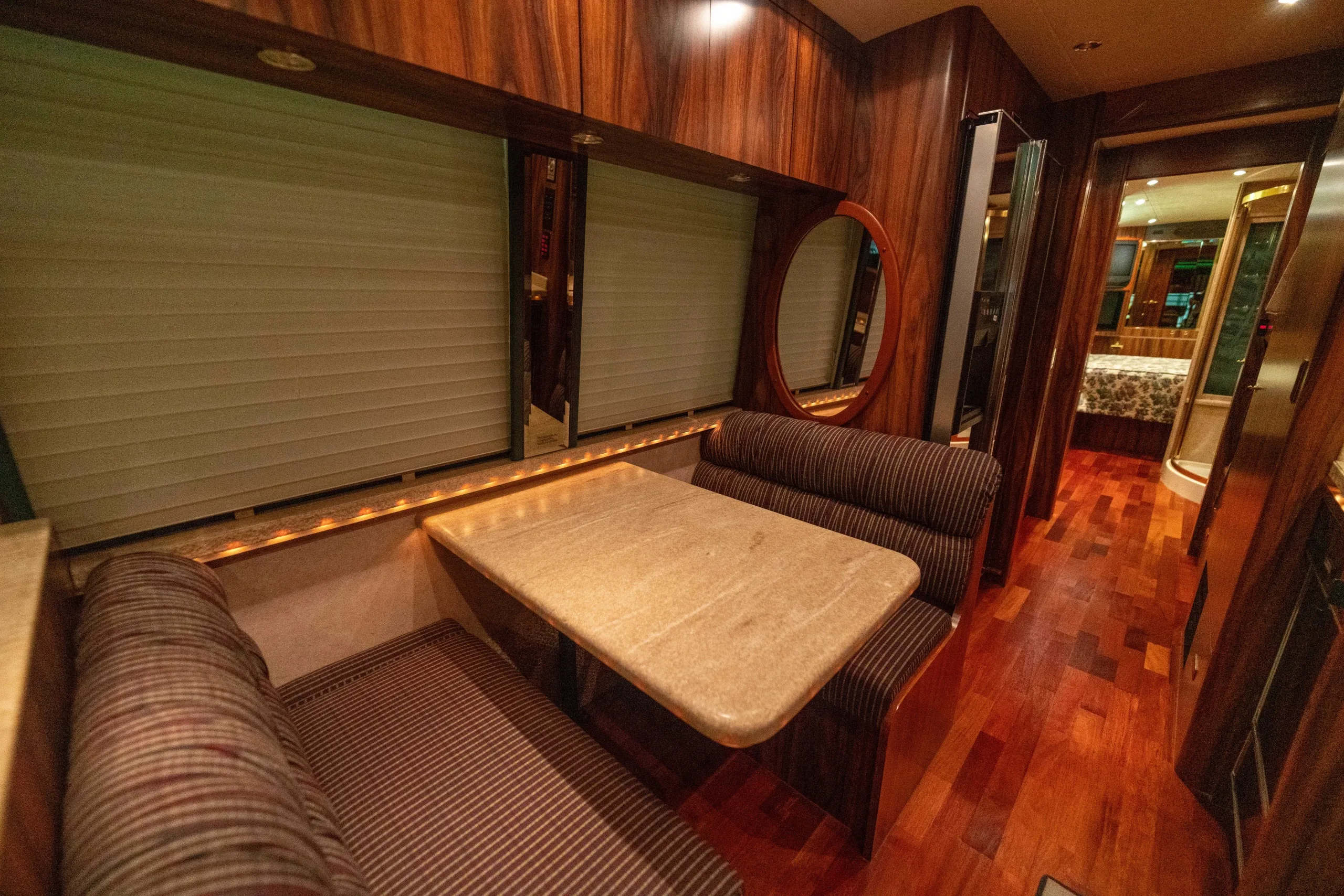 Dining area of Marathon Coach 0363