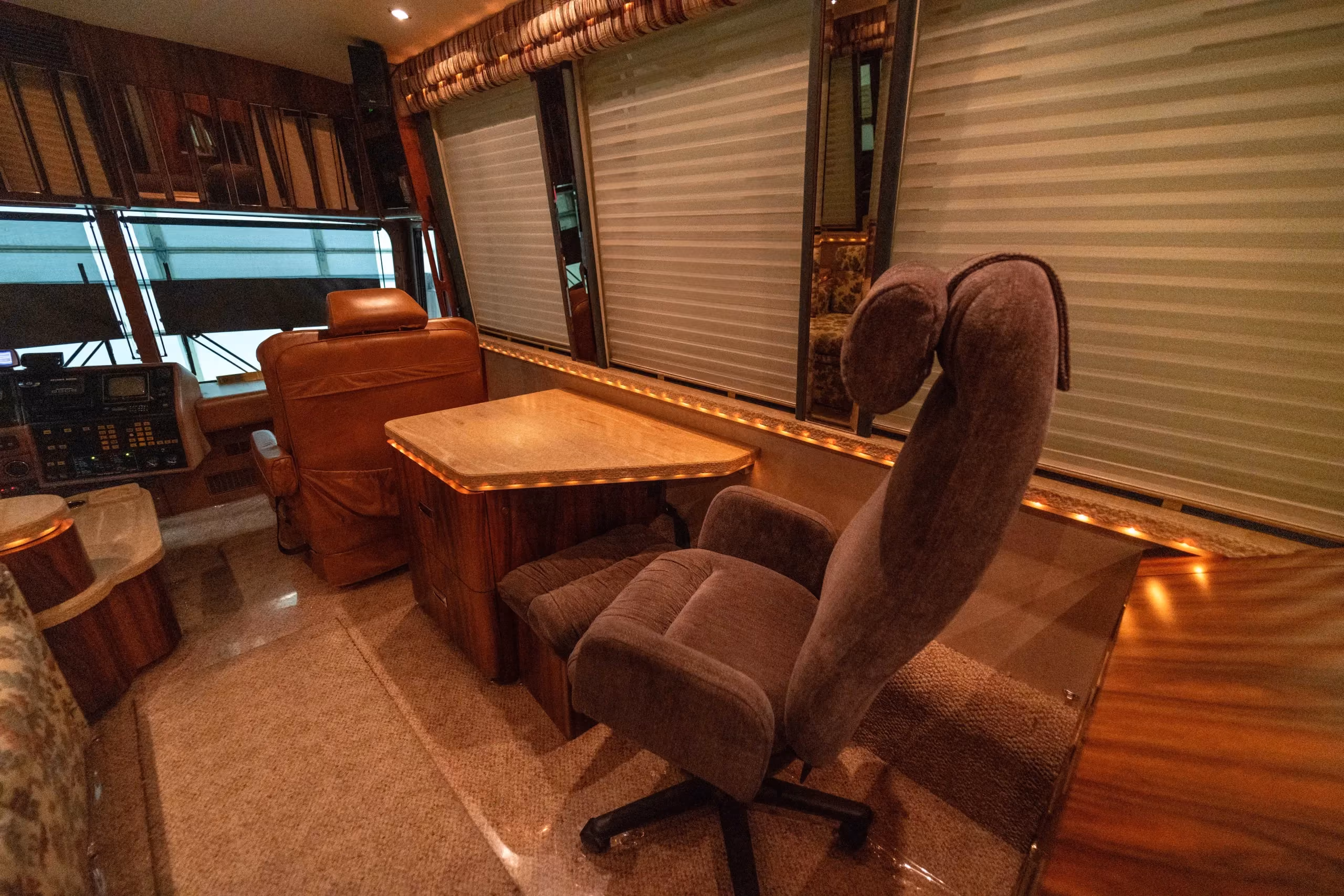 Galley close-up detail in Marathon Coach 0363