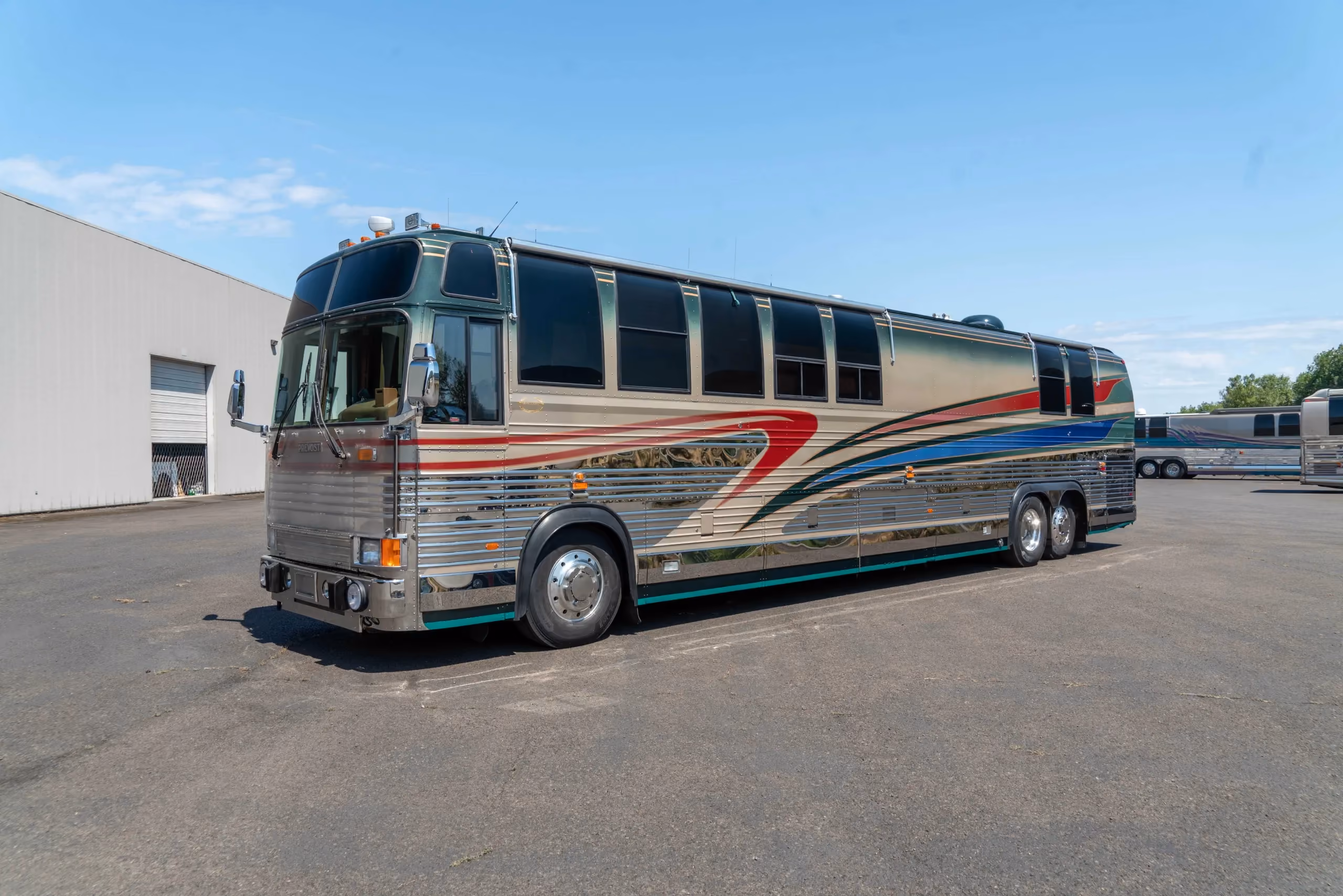 Exterior of 1995 Marathon Coach 0363 on Prevost XLV-45 chassis