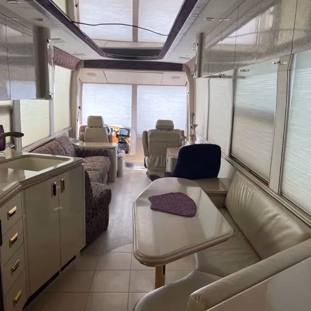 Rear bedroom of Marathon Coach 0705