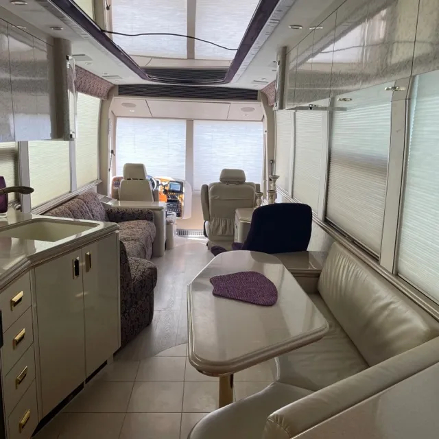 Rear bedroom of Marathon Coach 0705
