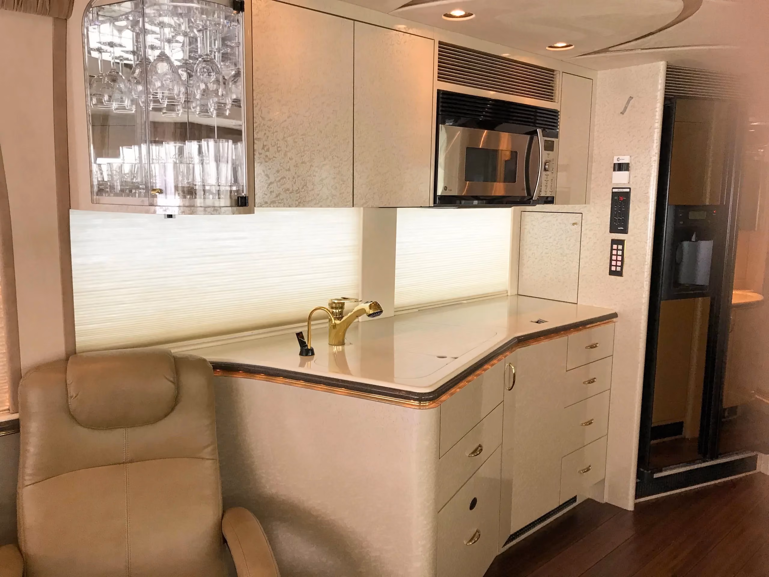 Interior overview of Marathon Coach 0813