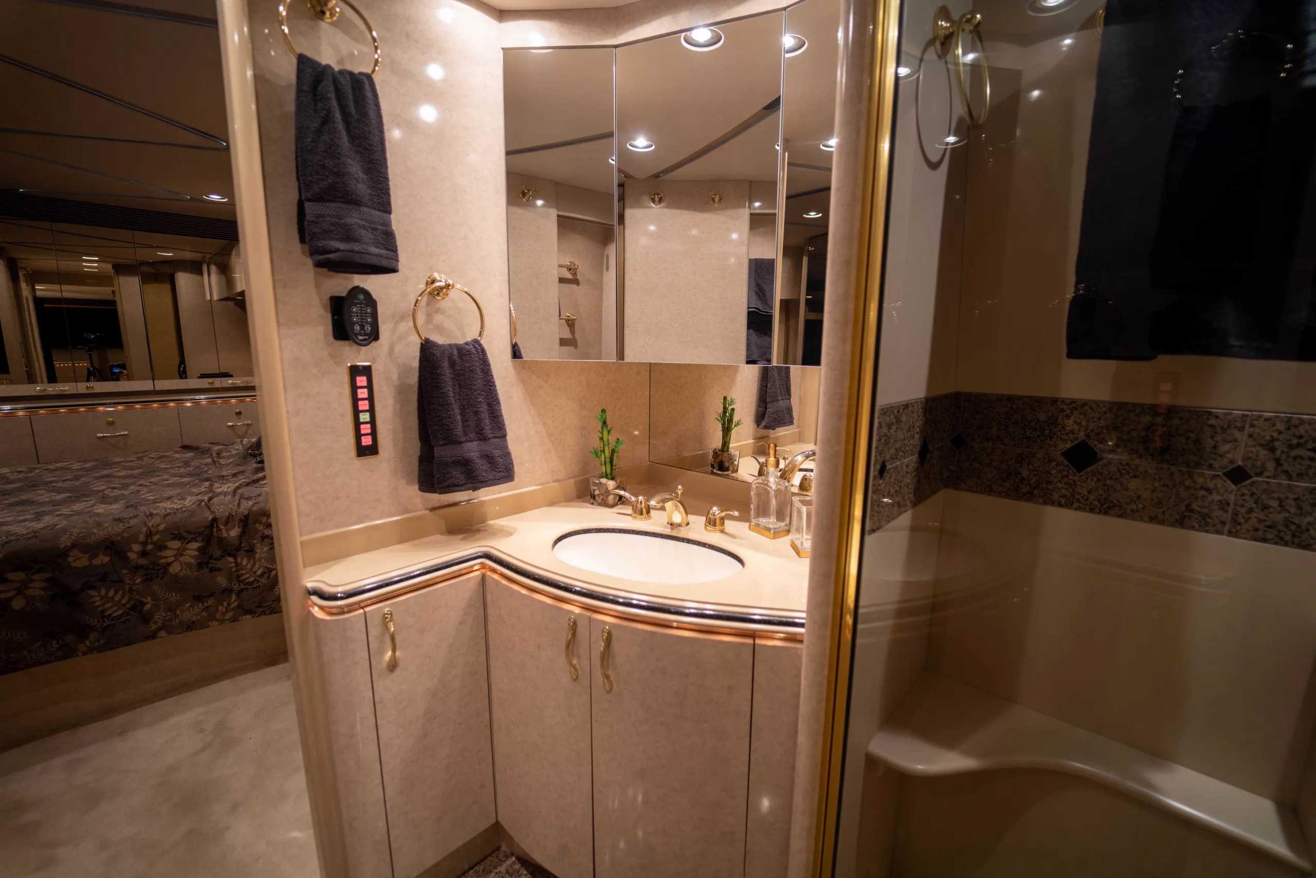 Interior living space of Marathon Coach 0826