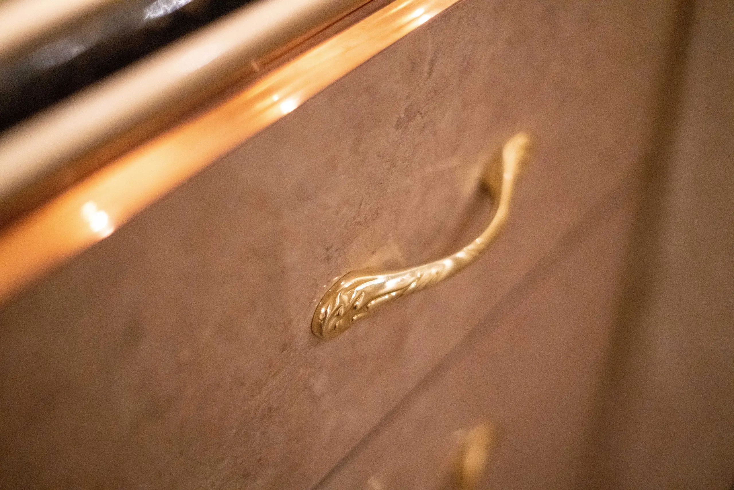 Appliance detail in Marathon Coach 0826