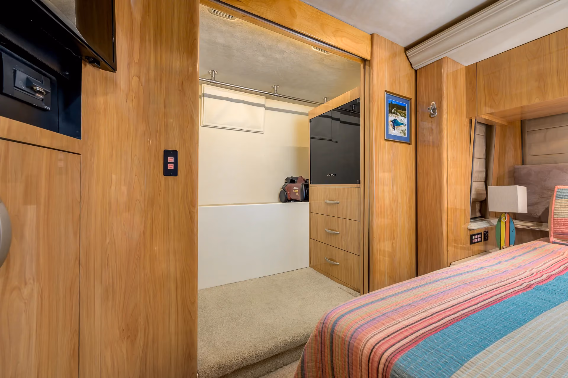 Bedroom cabinetry in Marathon Coach 0979