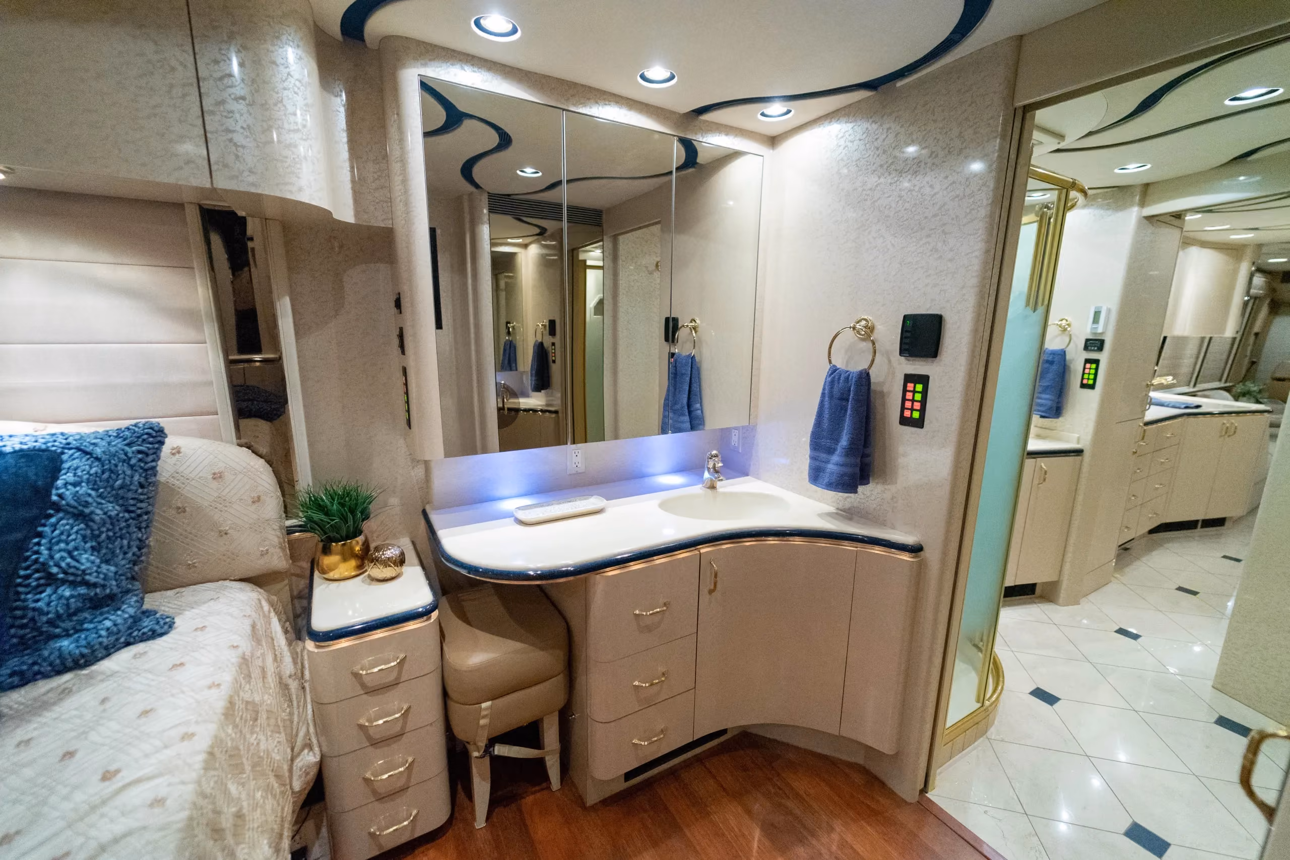 Interior finish detail of Marathon Coach 1006