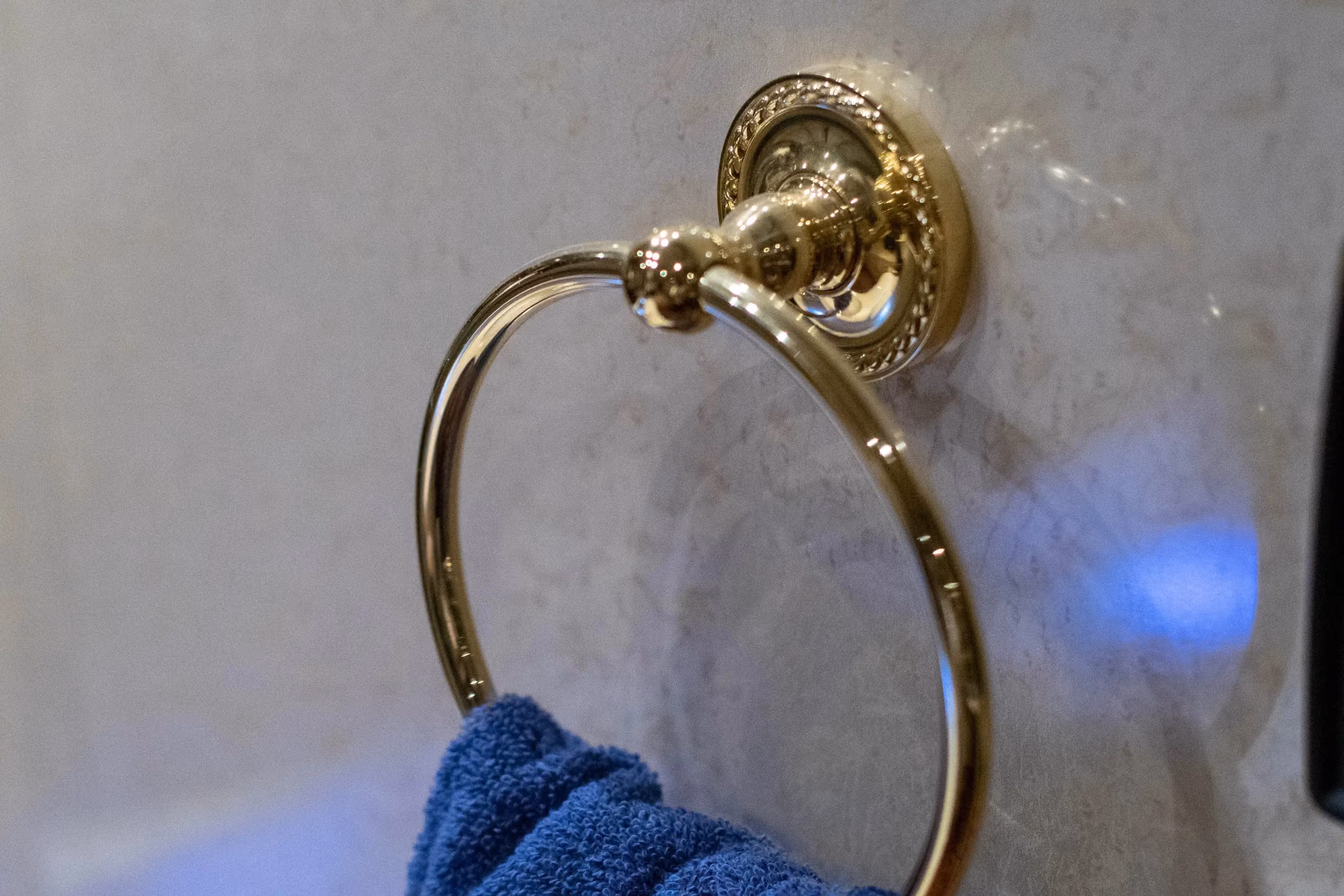Material surface close-up in Marathon Coach 1006