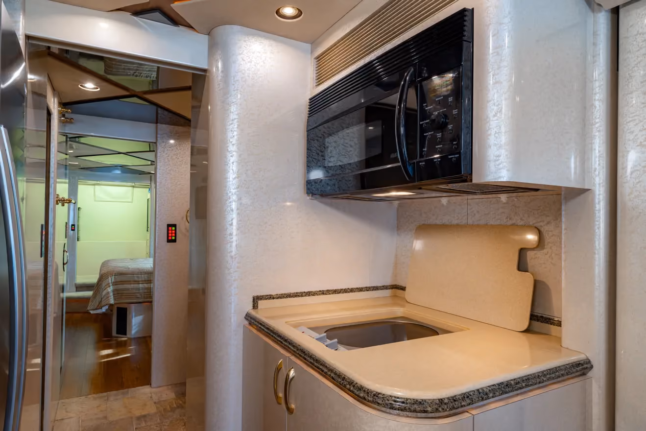 Closet and wardrobe storage in Marathon Coach 1011