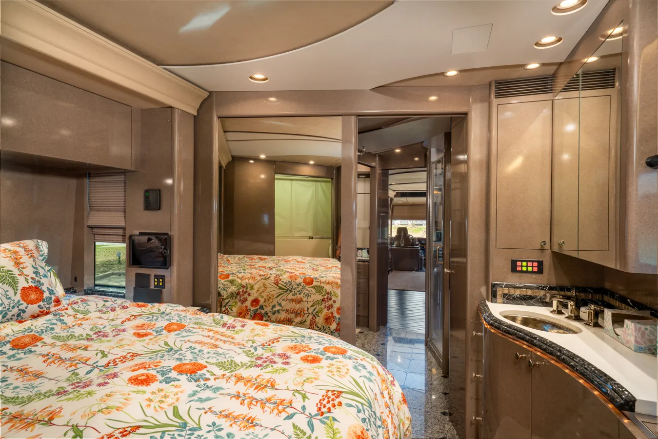 Interior bathroom vanity of Marathon Coach 1153