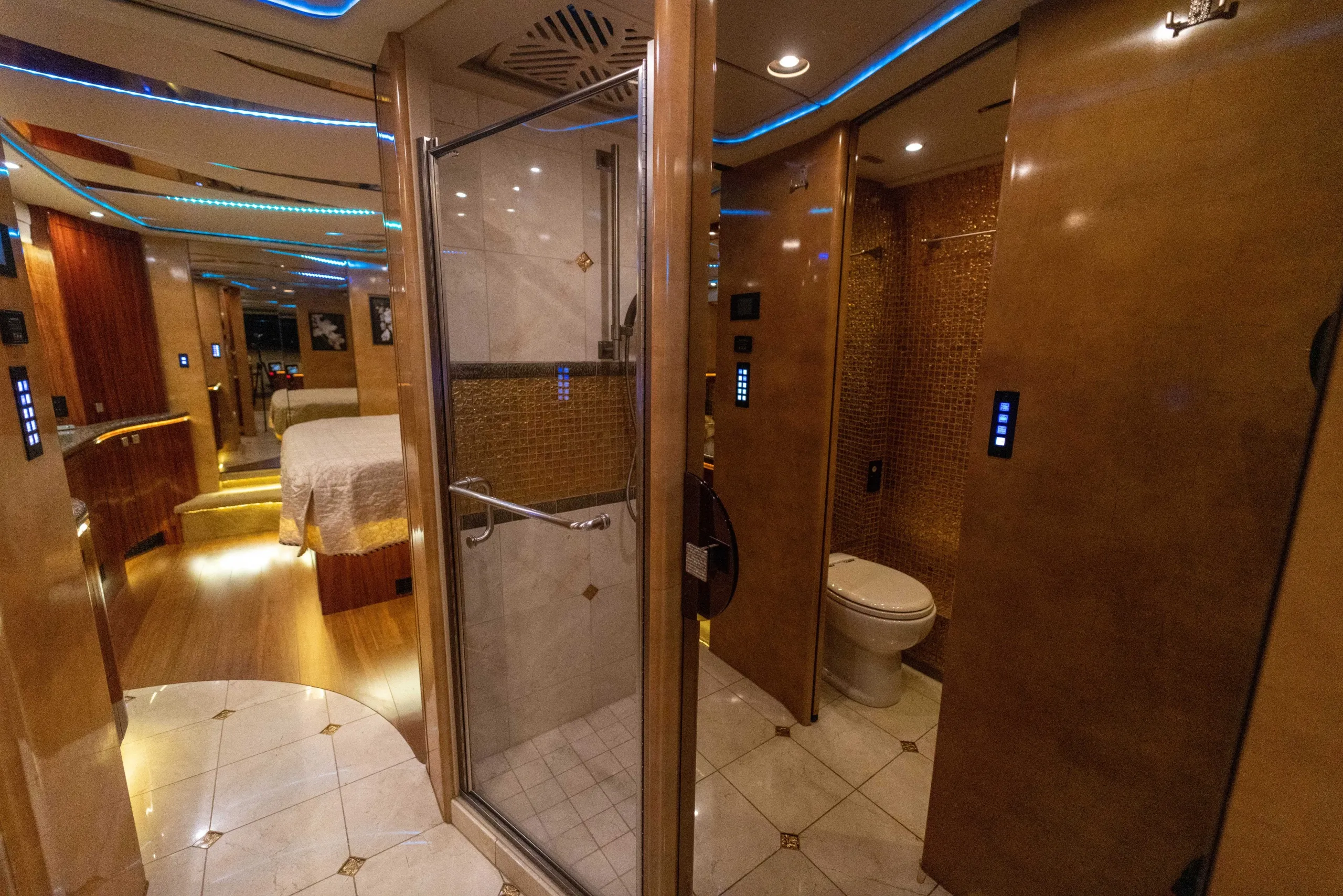 Interior bathroom area of Marathon Coach 1194