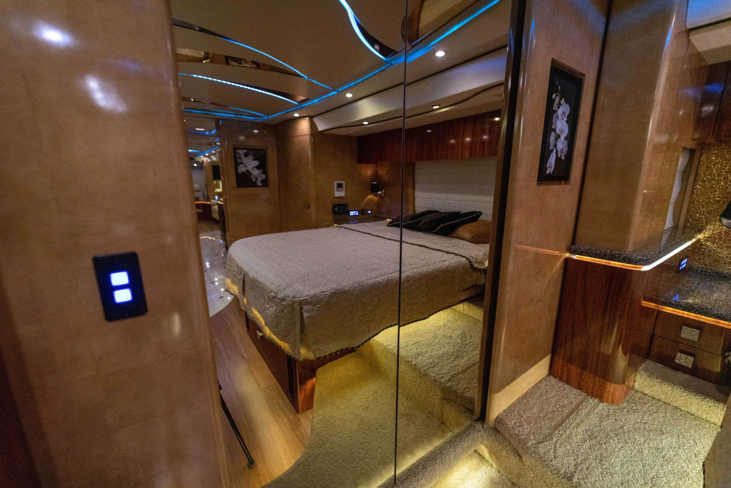 Interior detail of Marathon Coach 1194