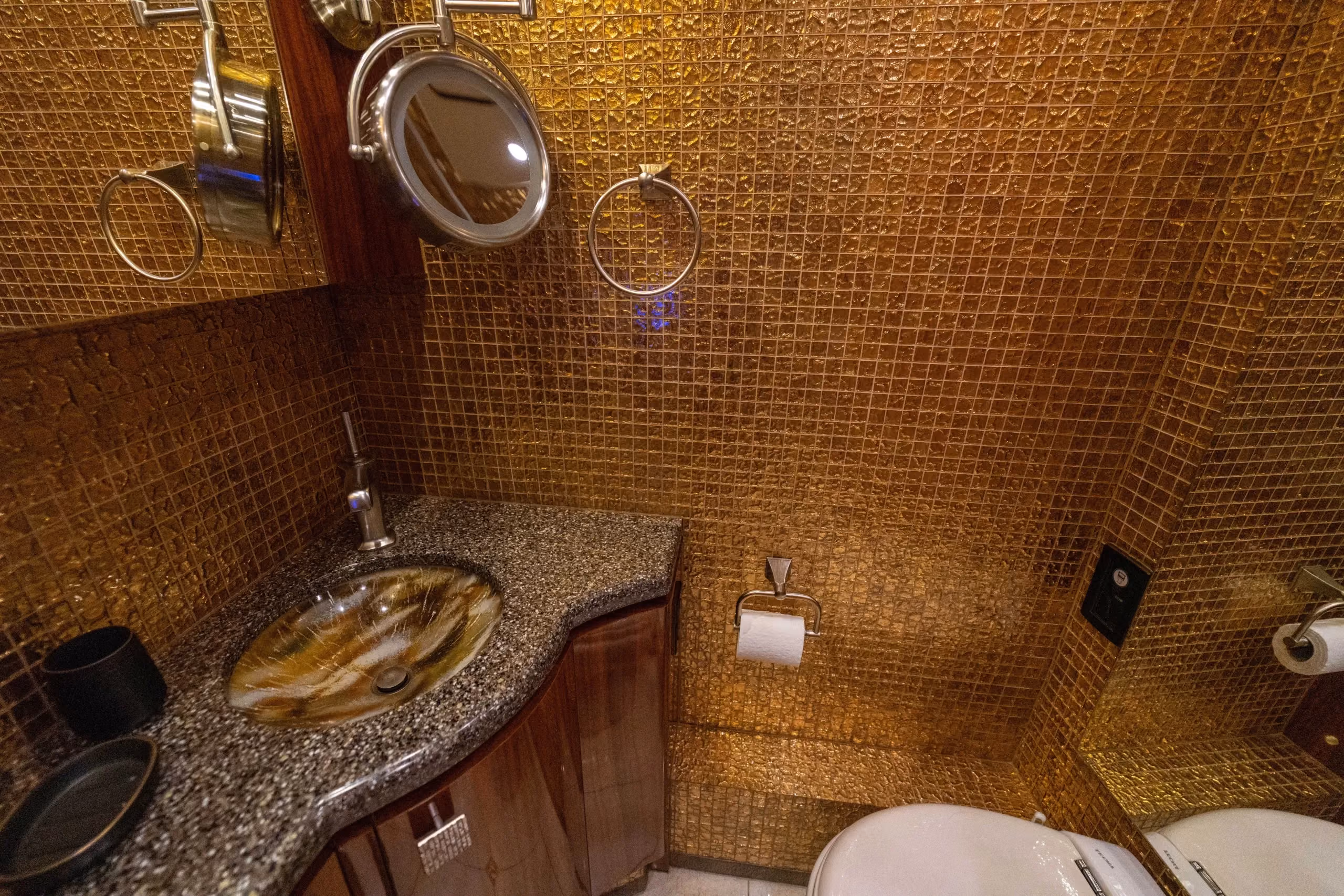 Interior bathroom vanity of Marathon Coach 1194