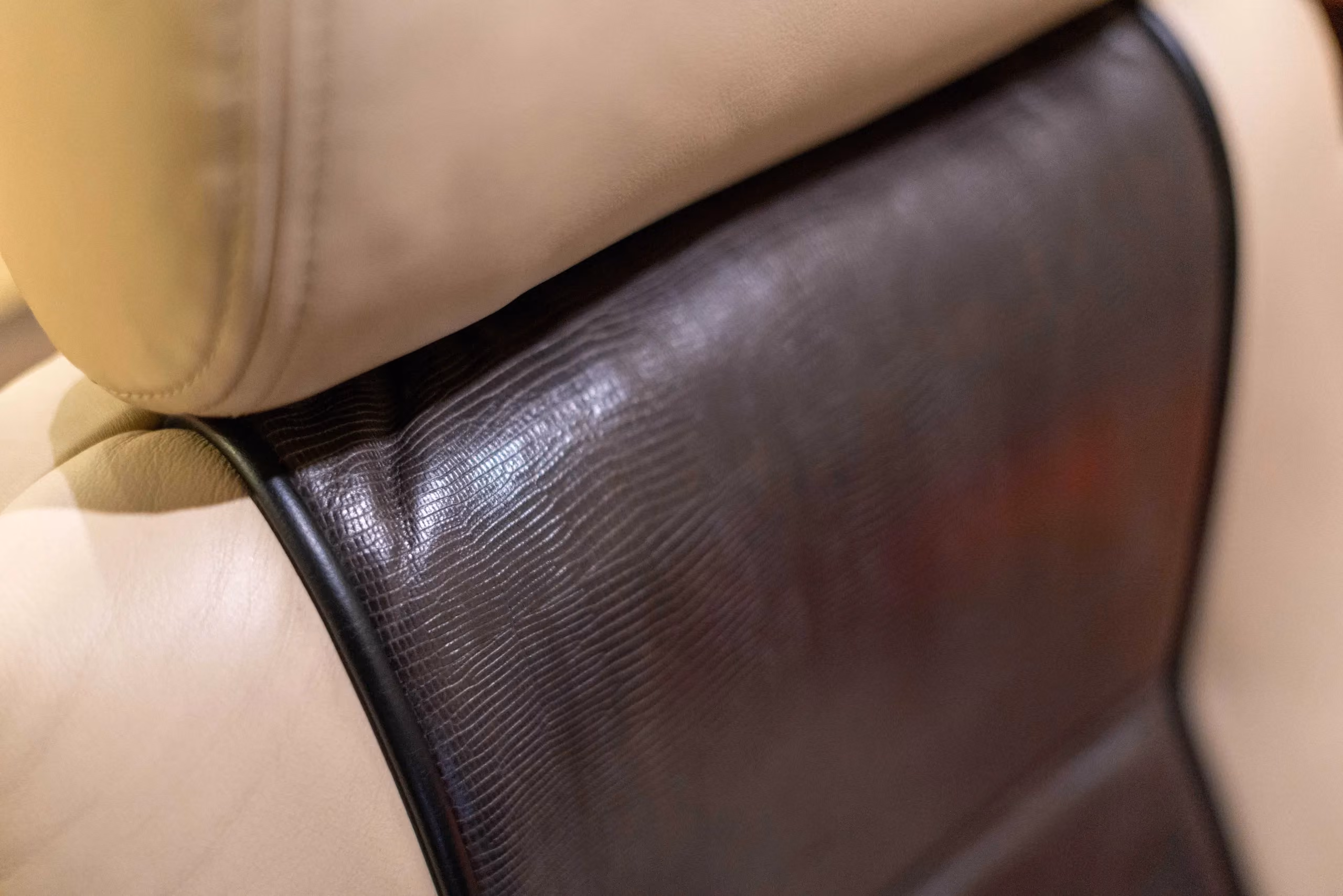 Interior detail close-up in 2010 Marathon Coach 1194