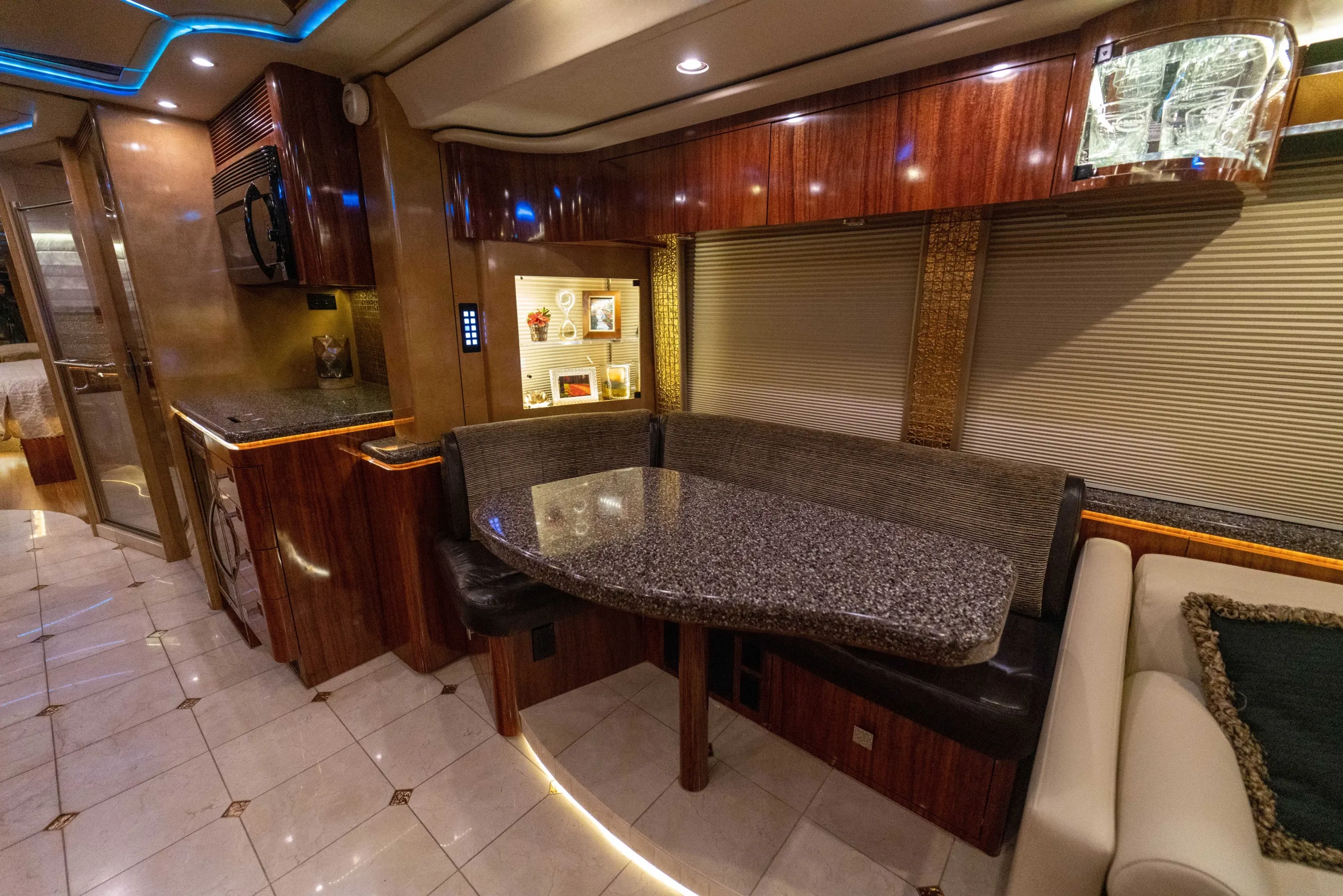 Interior salon cabinetry and finishes in Marathon Coach 1194
