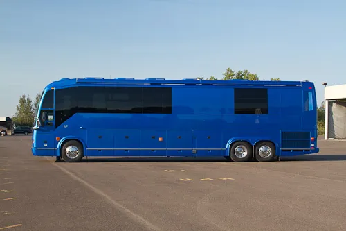 Exterior three-quarter view of Marathon Coach 1205