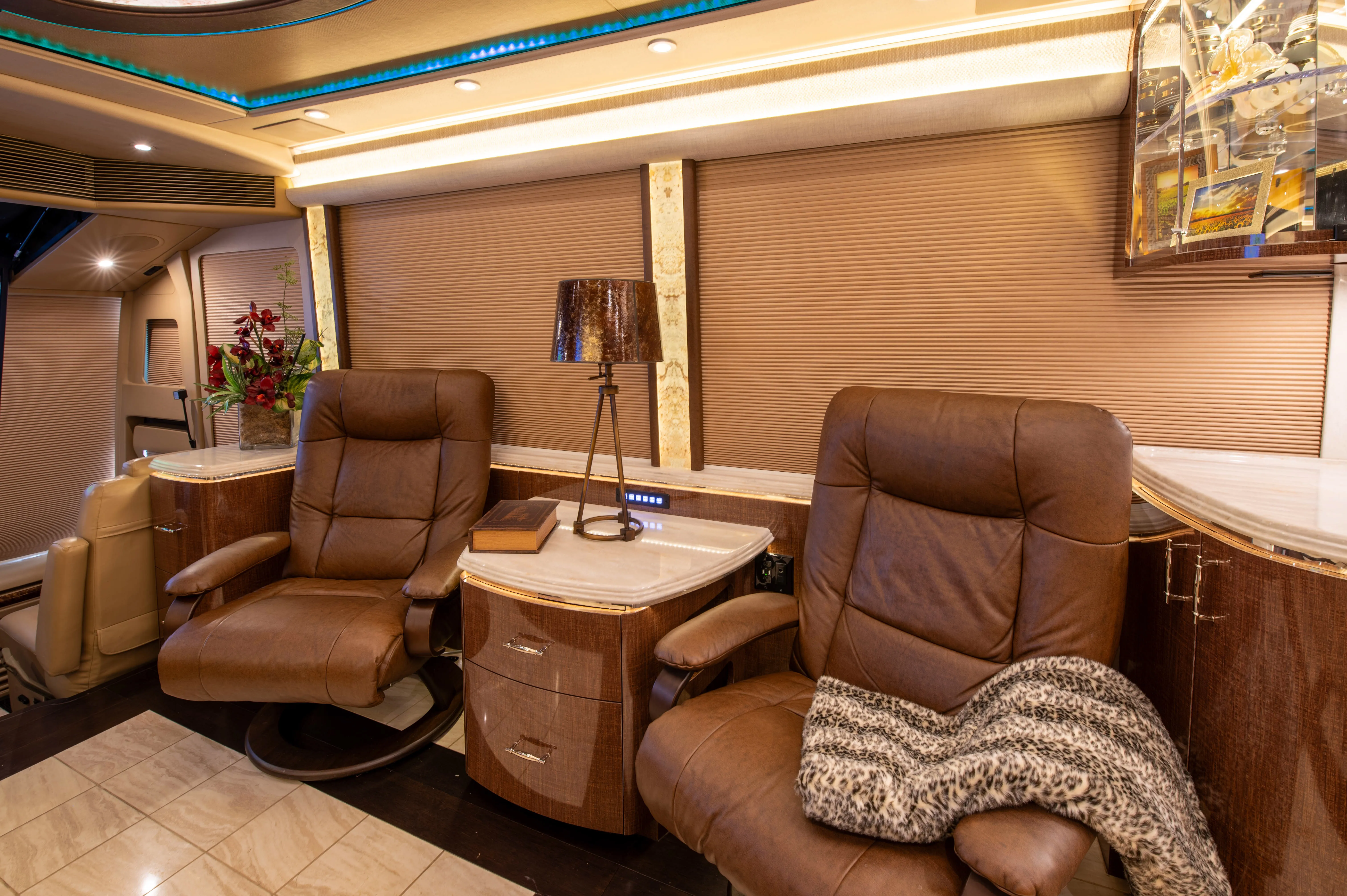 Interior cockpit of Marathon Coach 1219