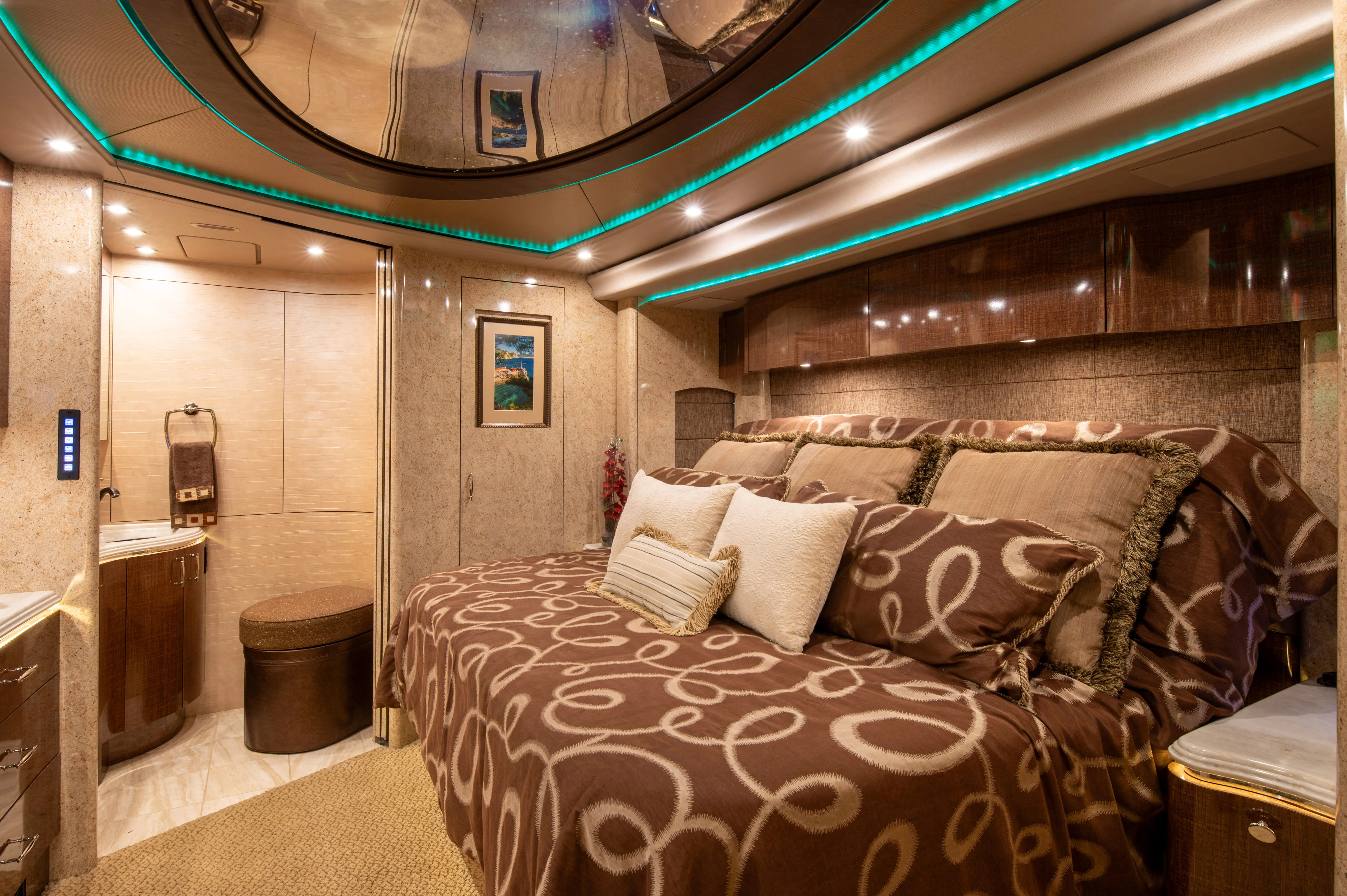 Interior bathroom of Marathon Coach 1219