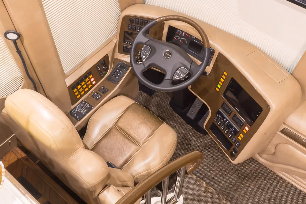 Interior cockpit of Marathon Coach 1262