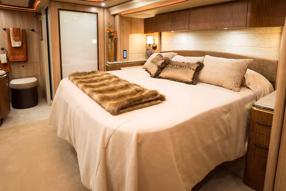 Interior large rear bathroom of Marathon Coach 1275