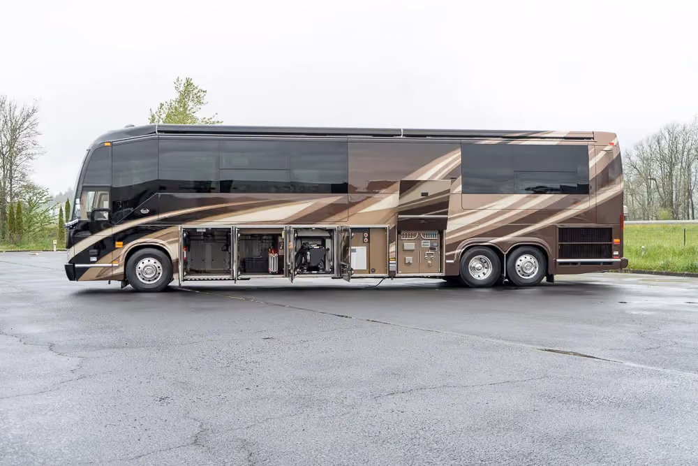 Exterior front fascia detail of 2018 Marathon Coach 1262