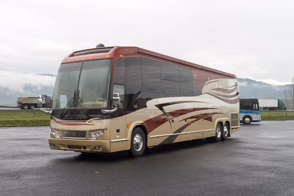 Exterior glamour shot of 2018 Marathon Coach 1275