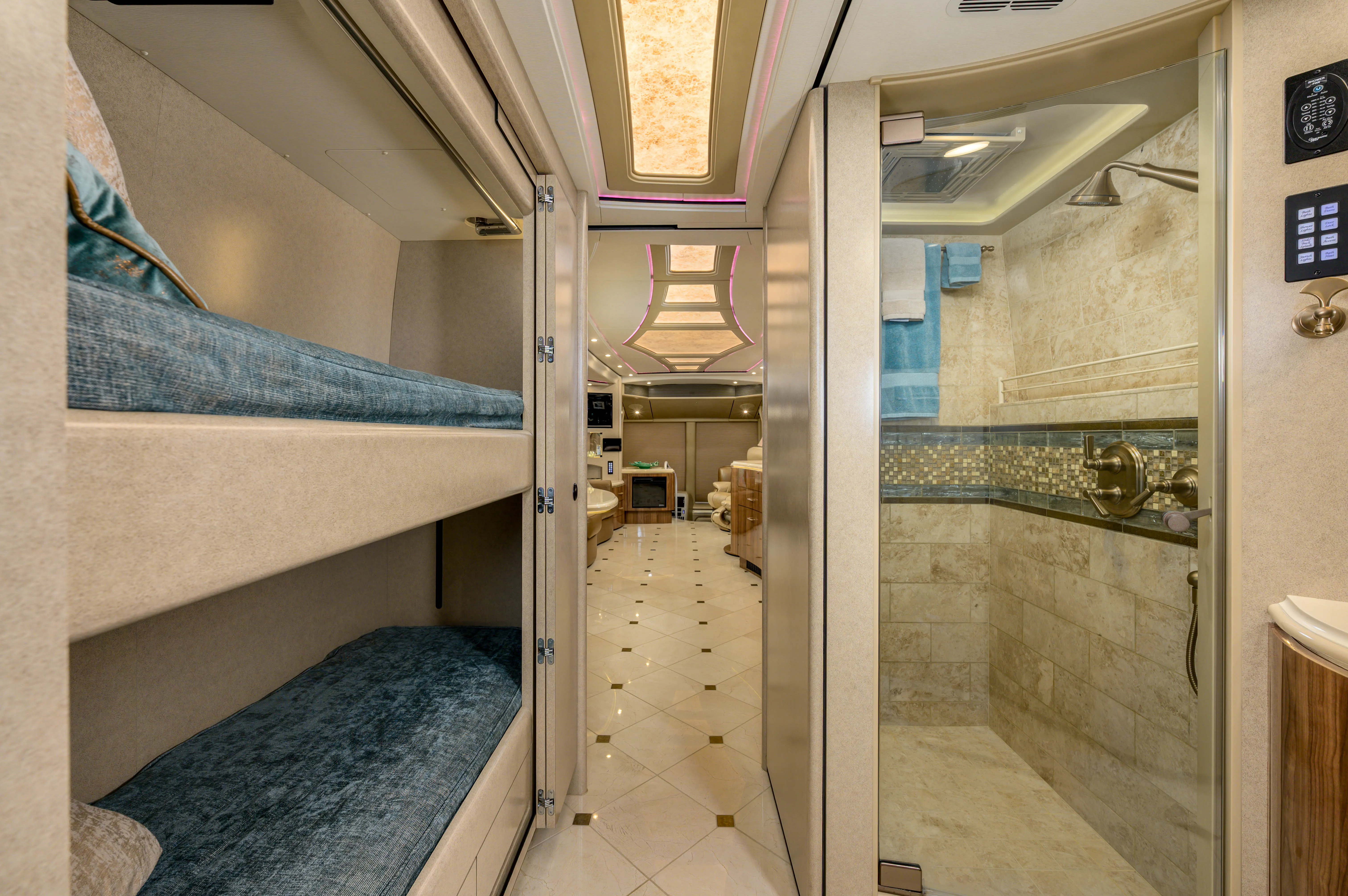 Interior bedroom of Marathon Coach 1288