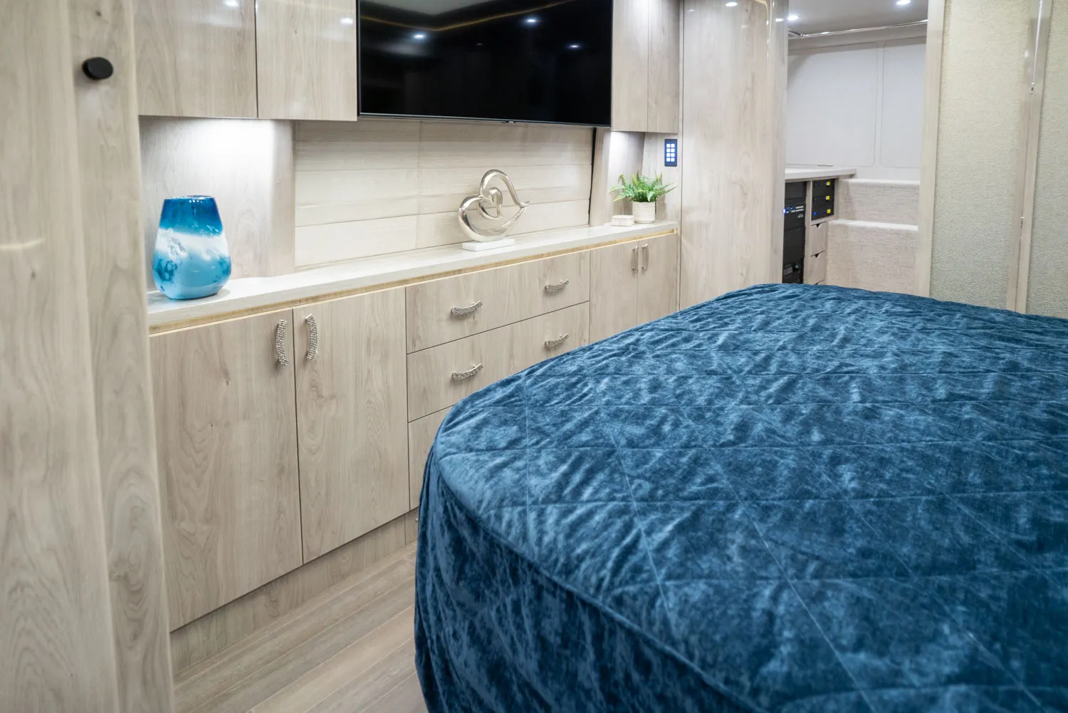 Interior shower area of Marathon Coach 1330
