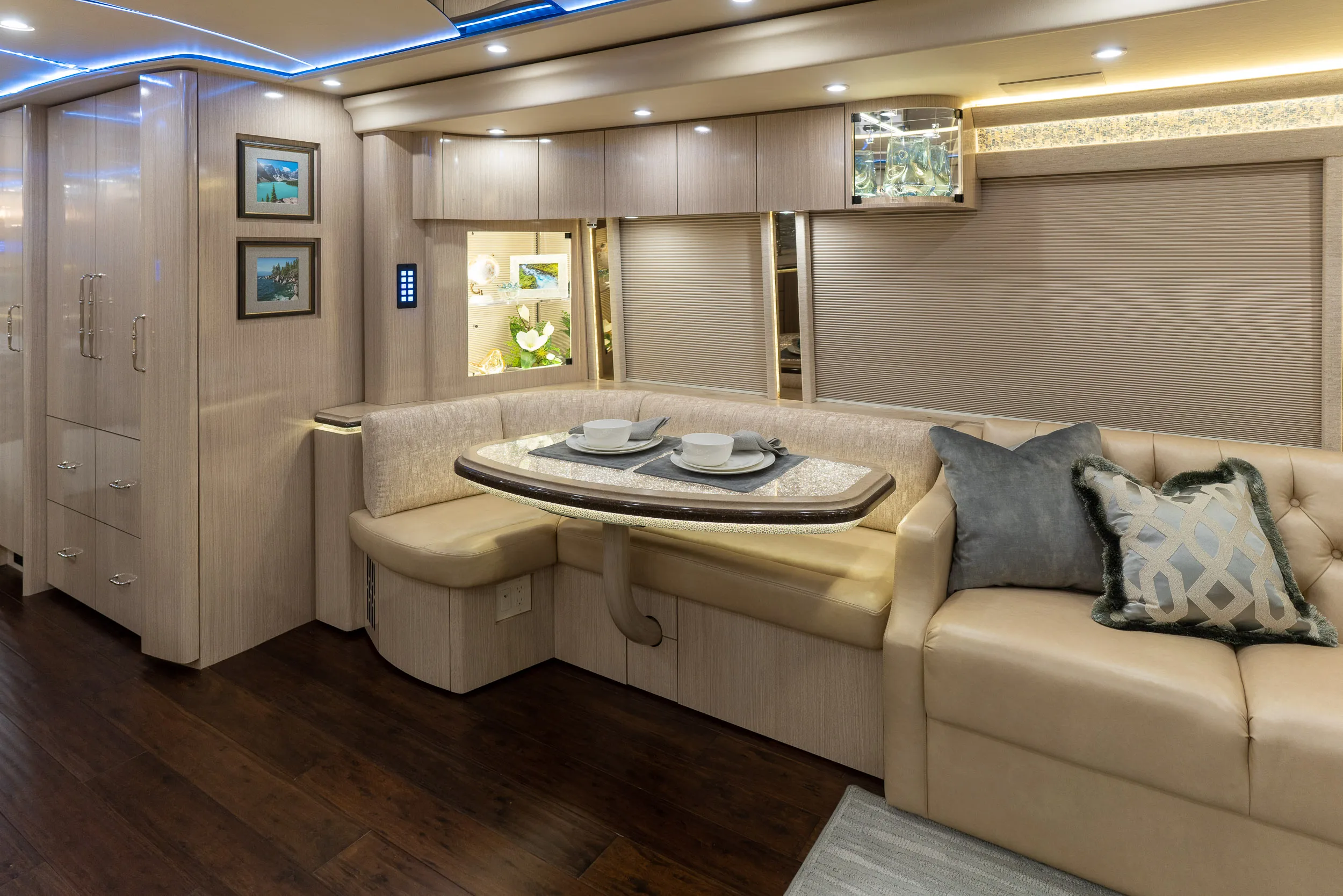 Interior dining area of Marathon Coach 1332
