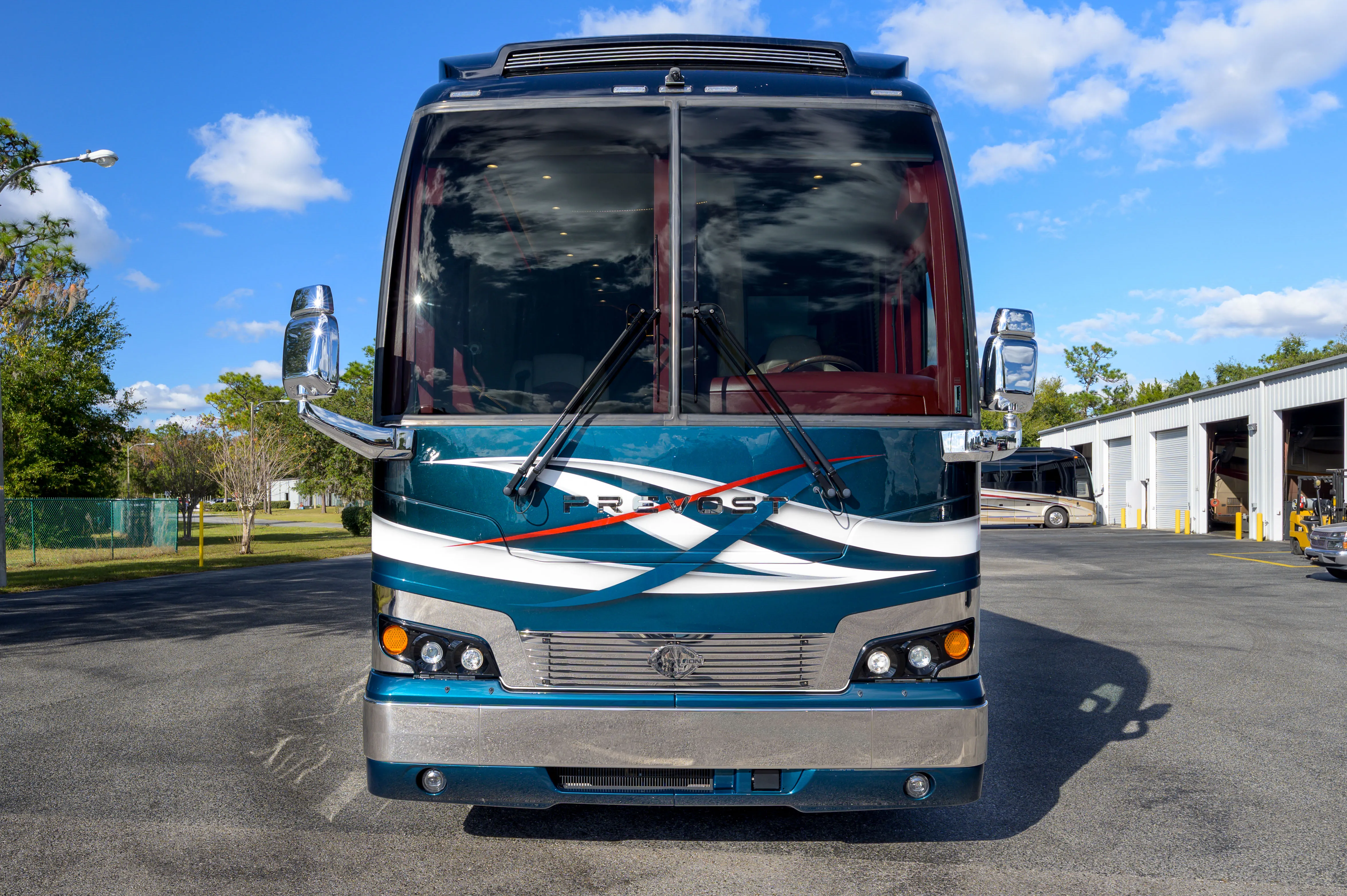 Interior finish and trim detail in Marathon Coach 1334