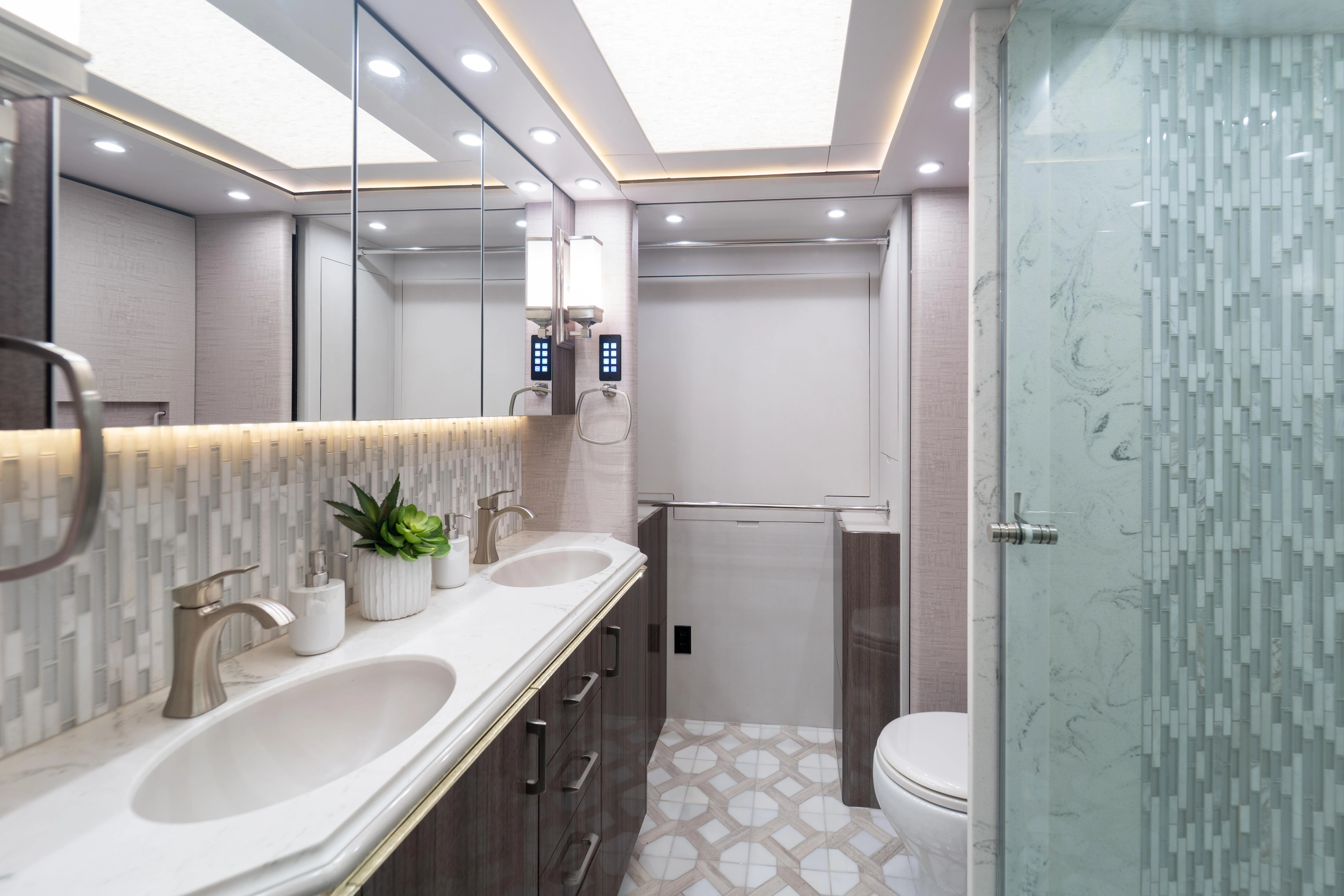 Interior bedroom cabinetry in Marathon Coach 1341