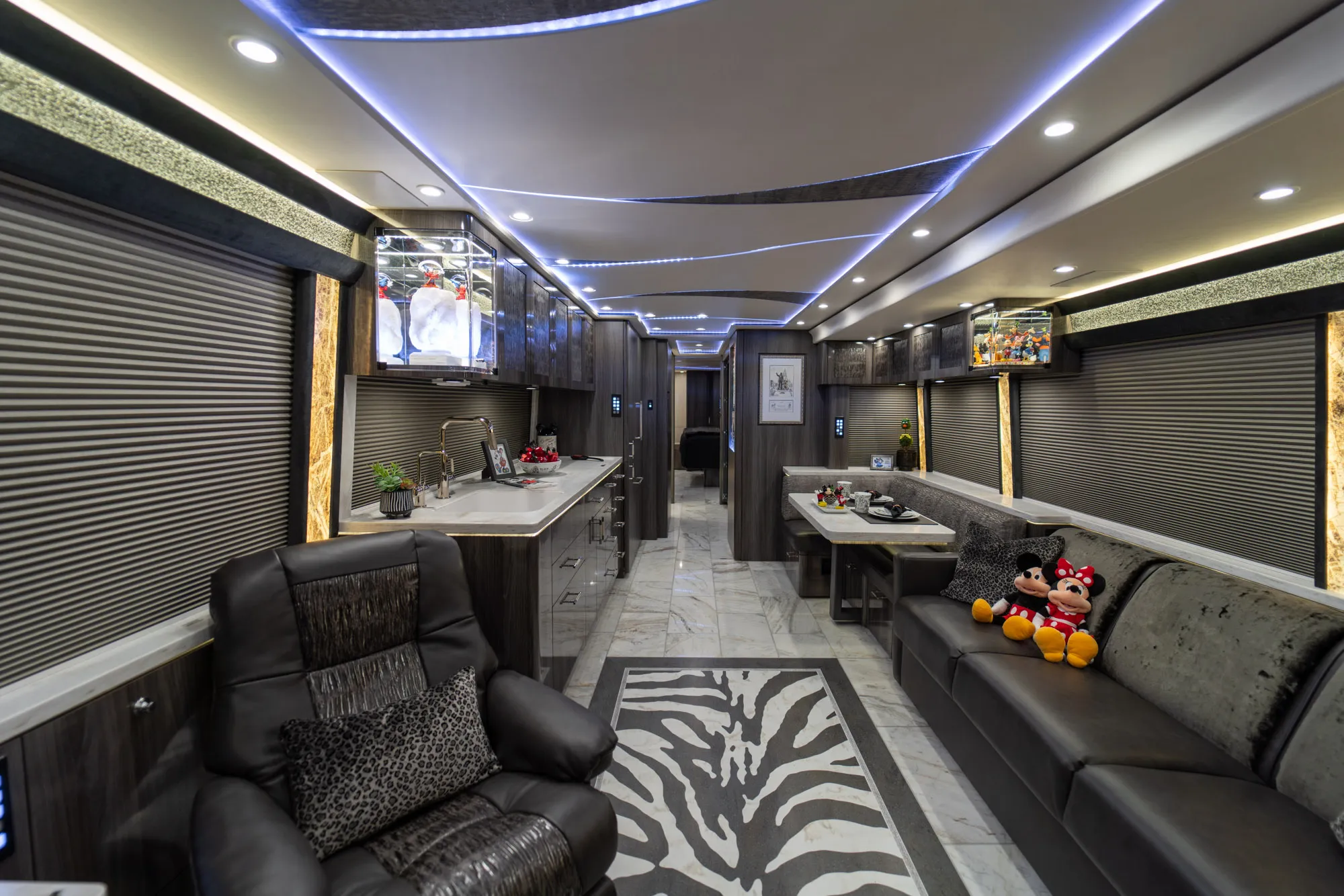 Interior shower area of Marathon Coach 1351
