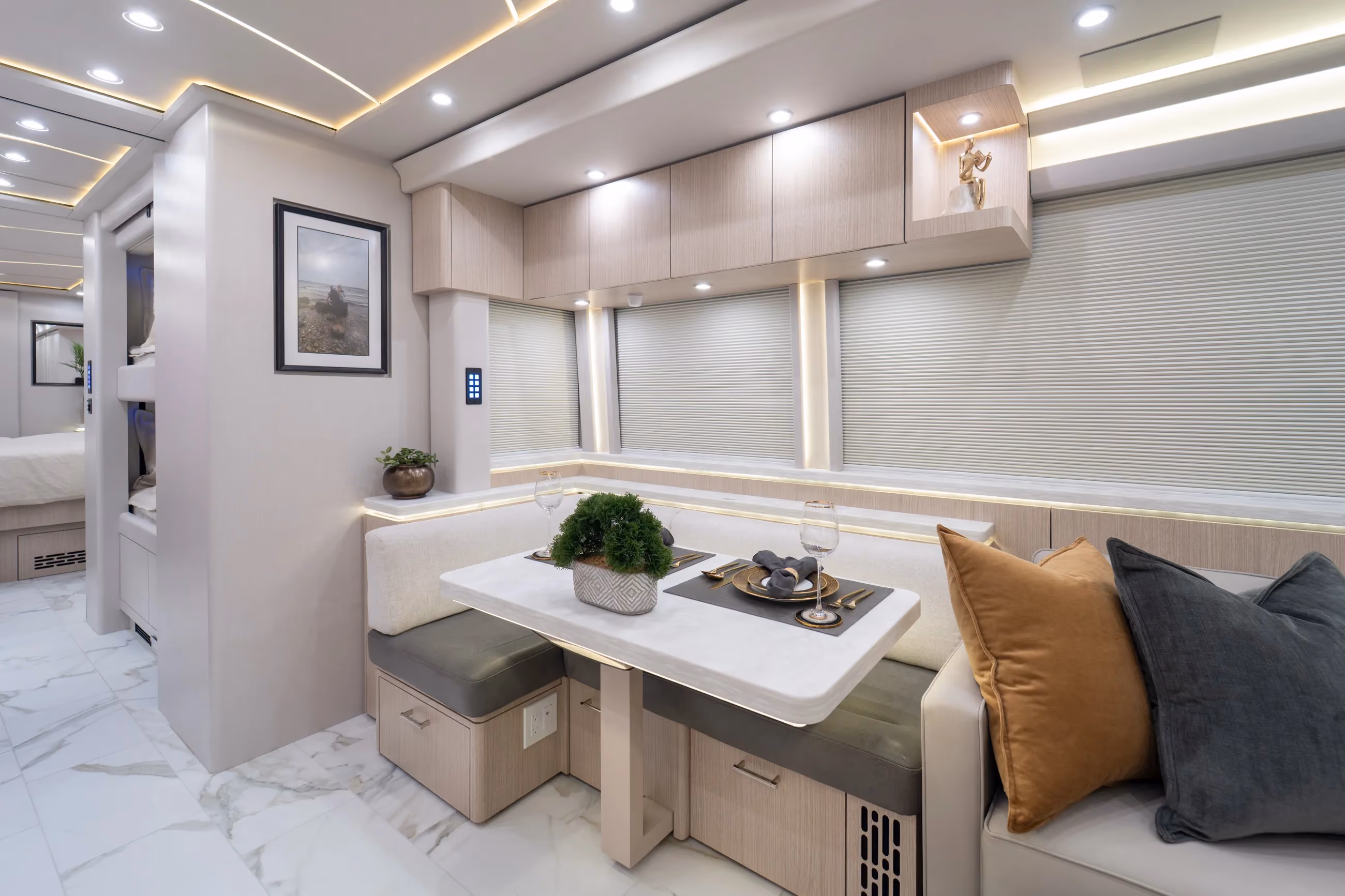 Marathon Coach #1417 | Luxury Motorcoach for Sale