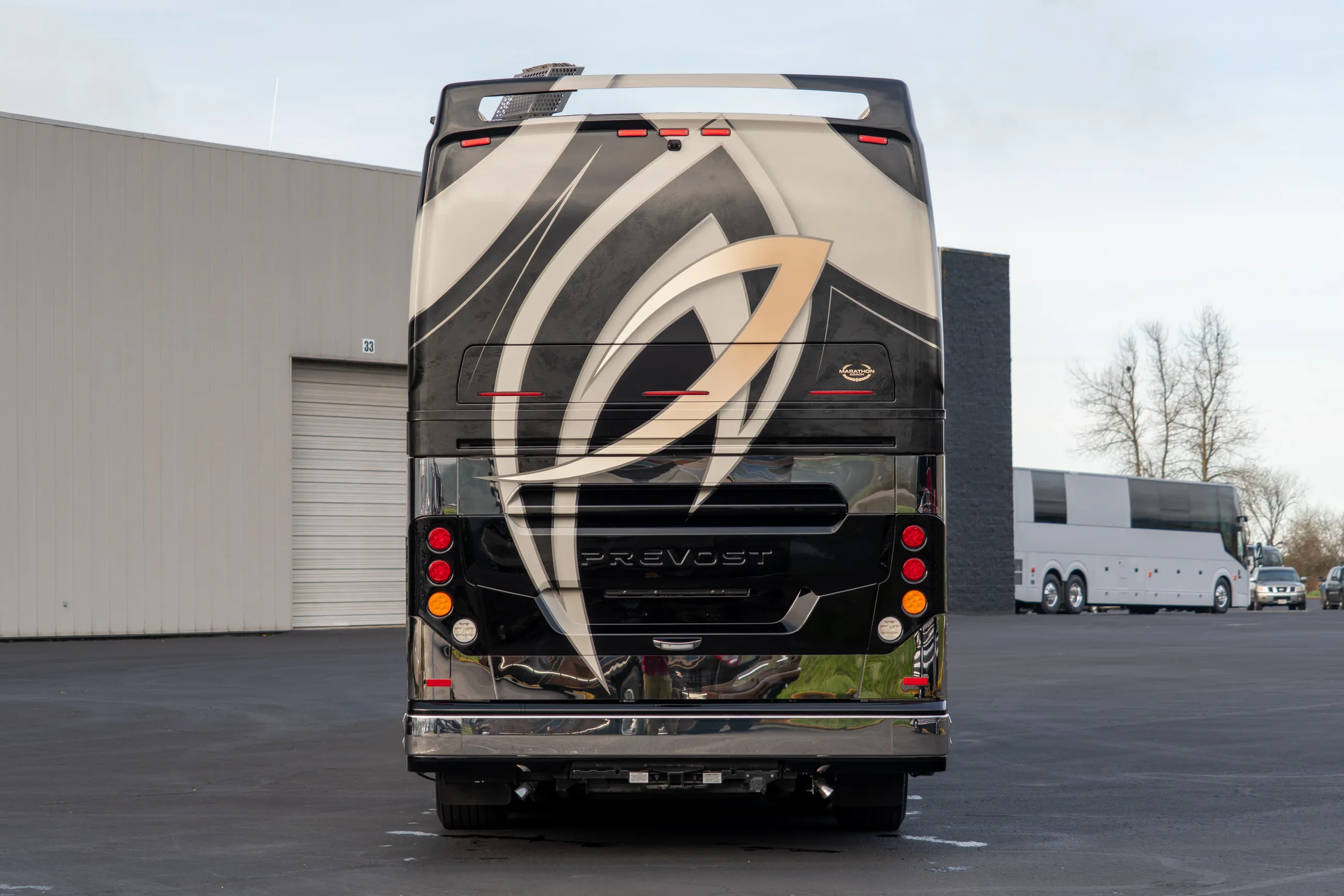 Marathon Coach #1417 | Luxury Motorcoach for Sale