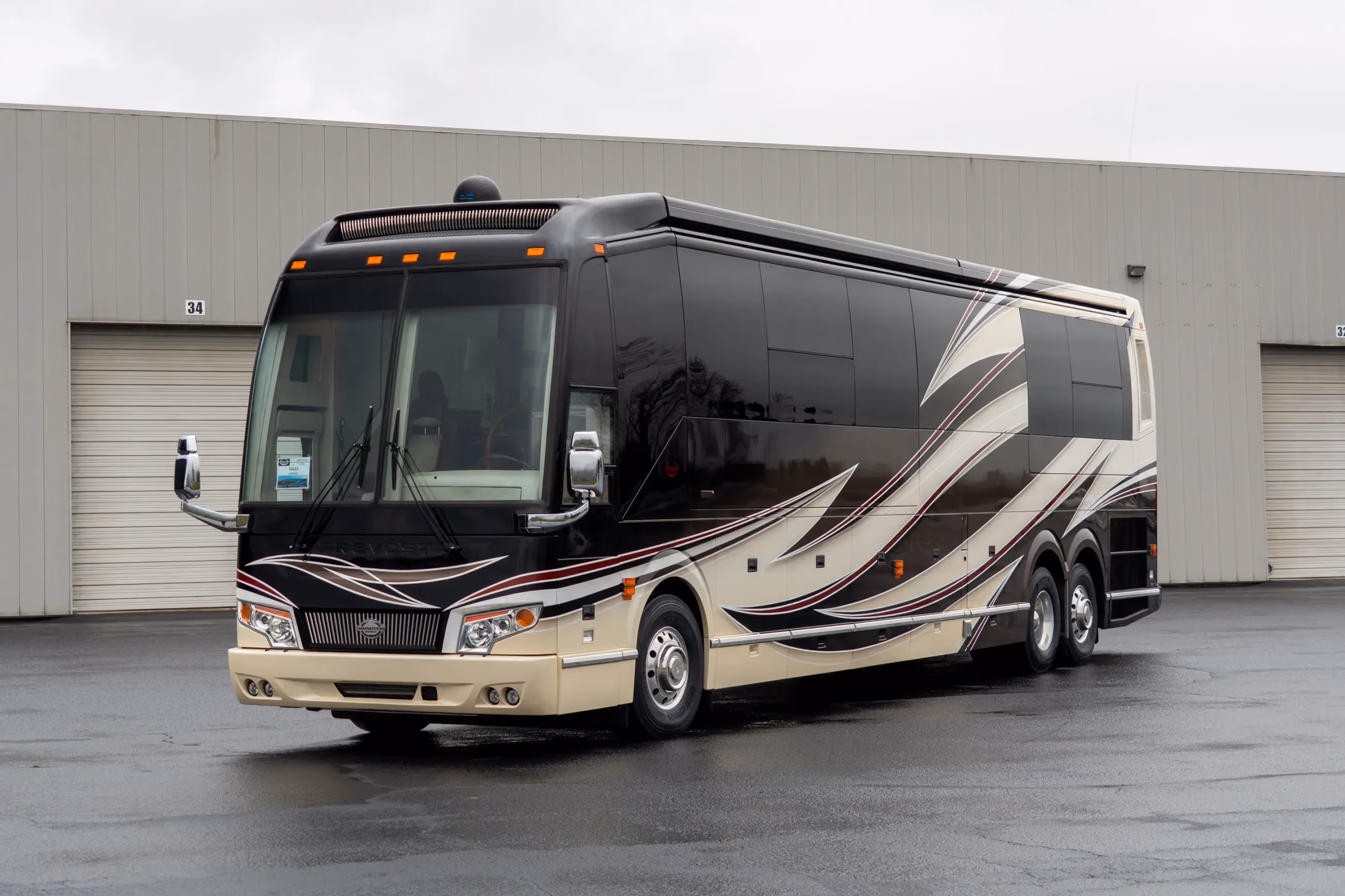 Marathon Coach #1309 | Luxury Motorcoach for Sale