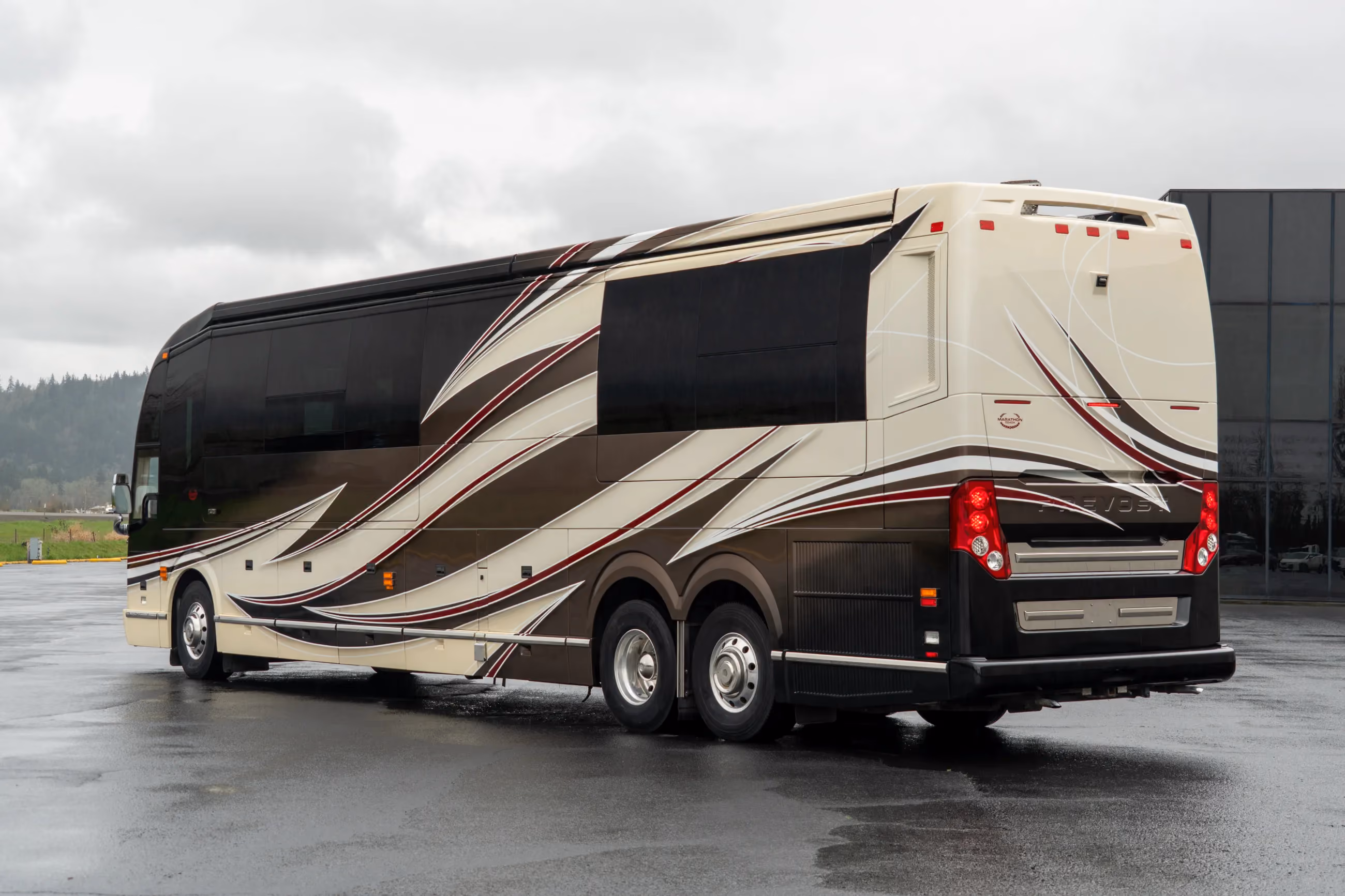 Marathon Coach #1309 | Luxury Motorcoach for Sale