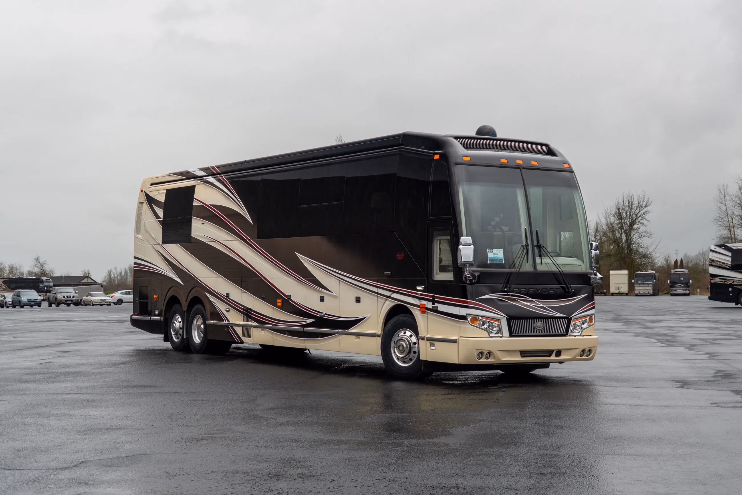 Marathon Coach #1309 | Luxury Motorcoach for Sale