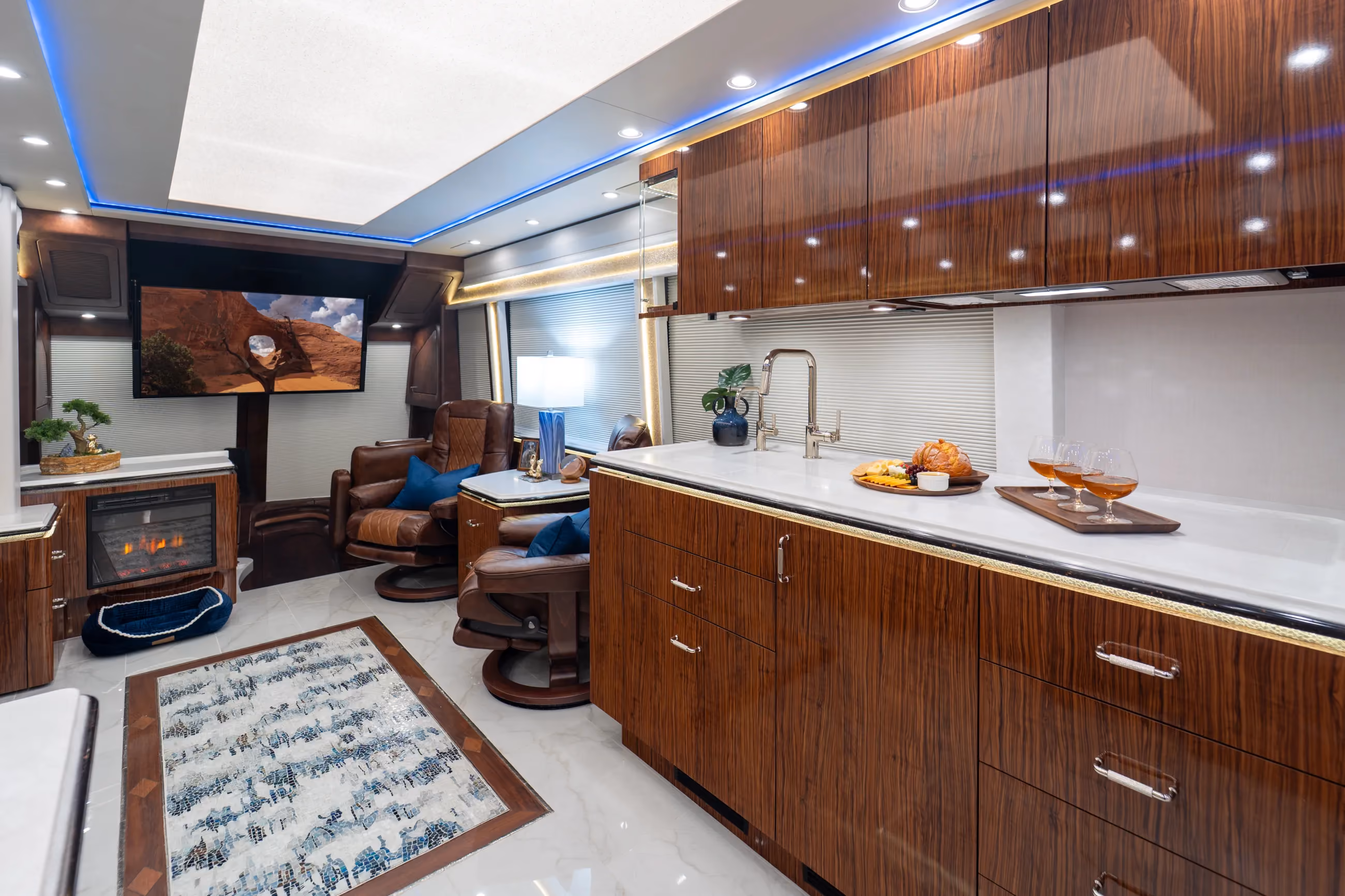 Marathon Coach #1420 | Luxury Motorcoach for Sale