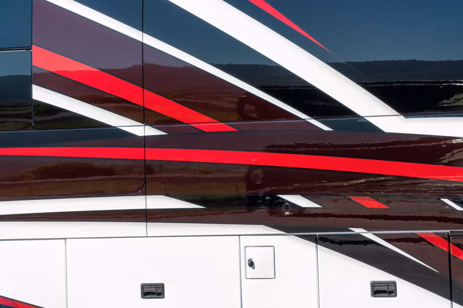 Exterior of Marathon Coach #1411