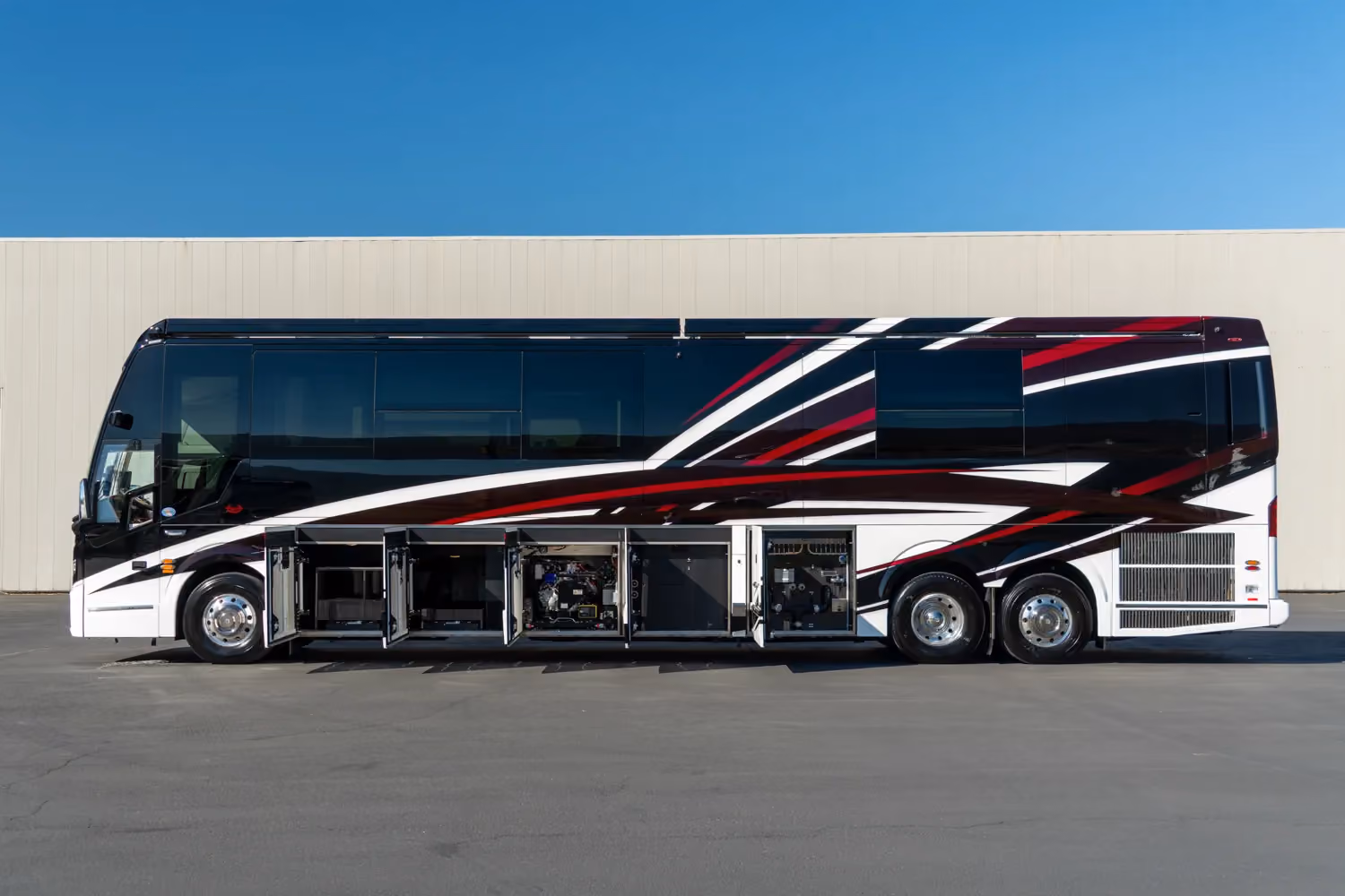 Exterior of Marathon Coach #1411