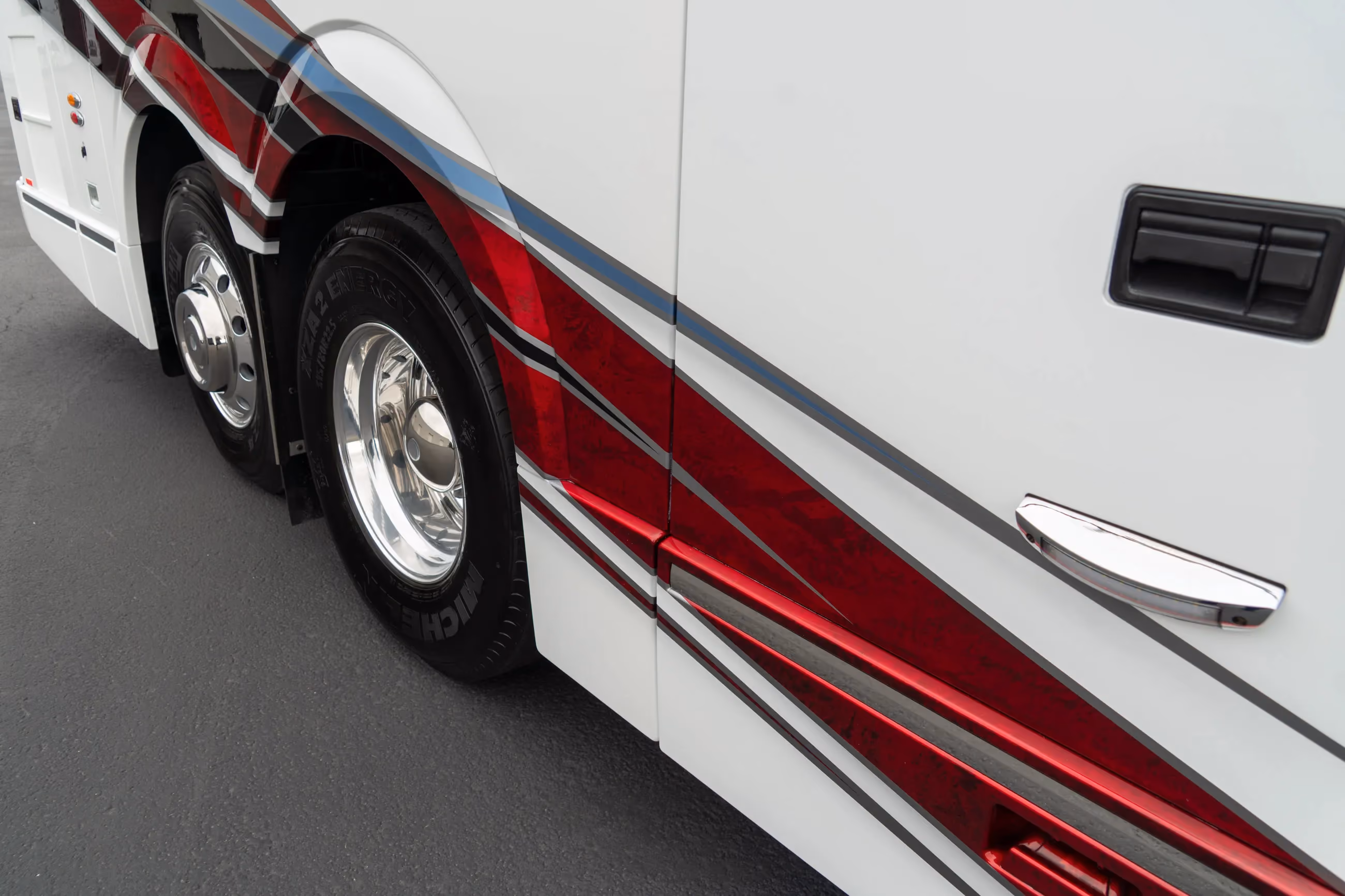Exterior of Marathon Coach #1413 | Luxury Motorcoach for Sale