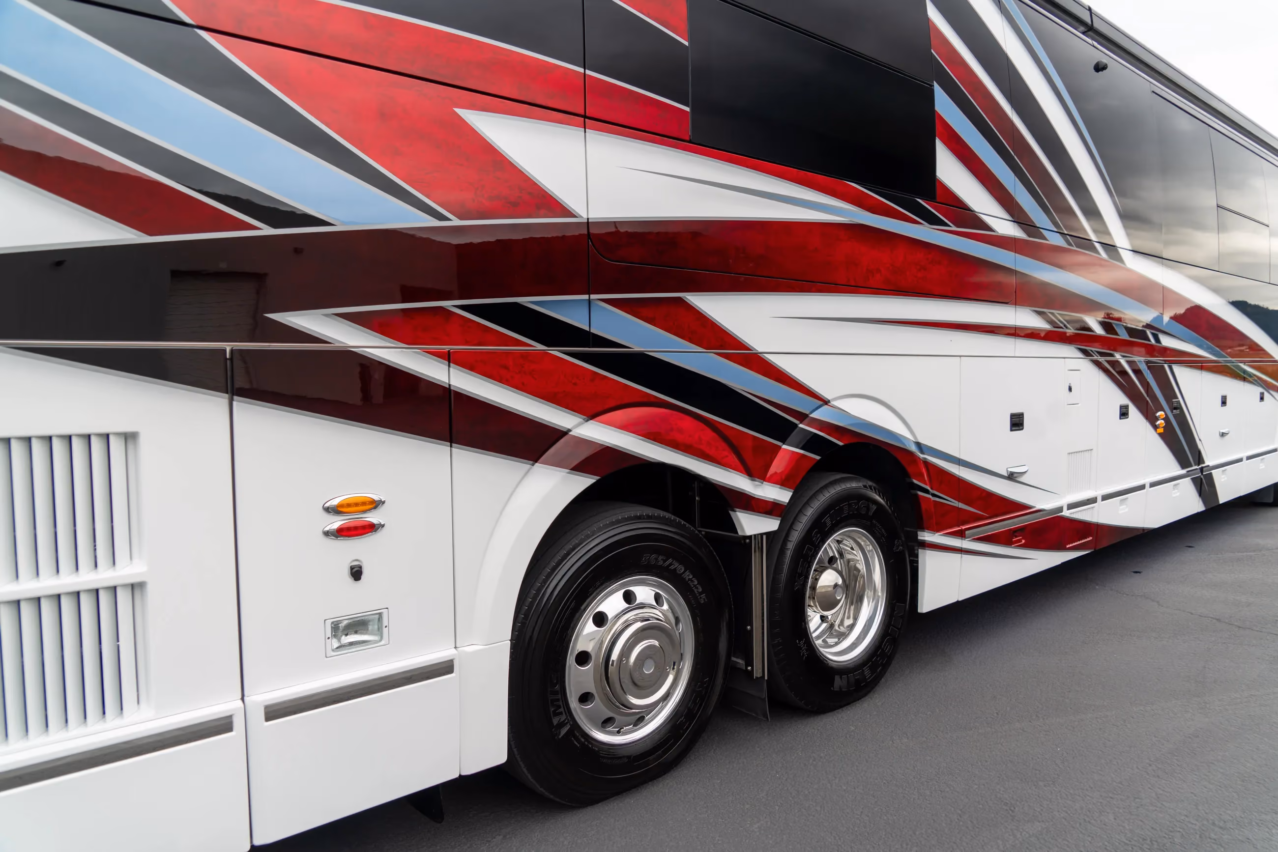 Exterior of Marathon Coach #1413 | Luxury Motorcoach for Sale