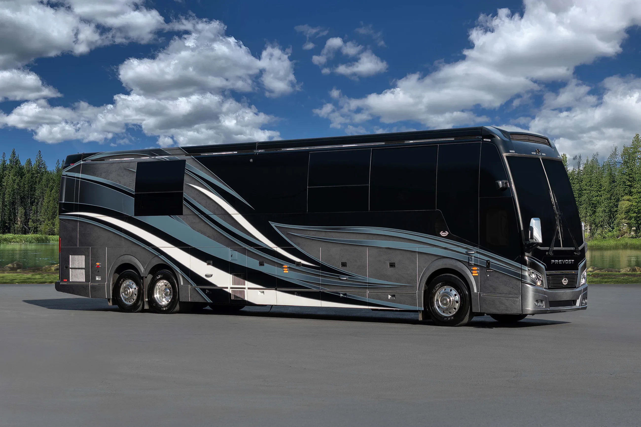 Exterior of Marathon Coach #1415