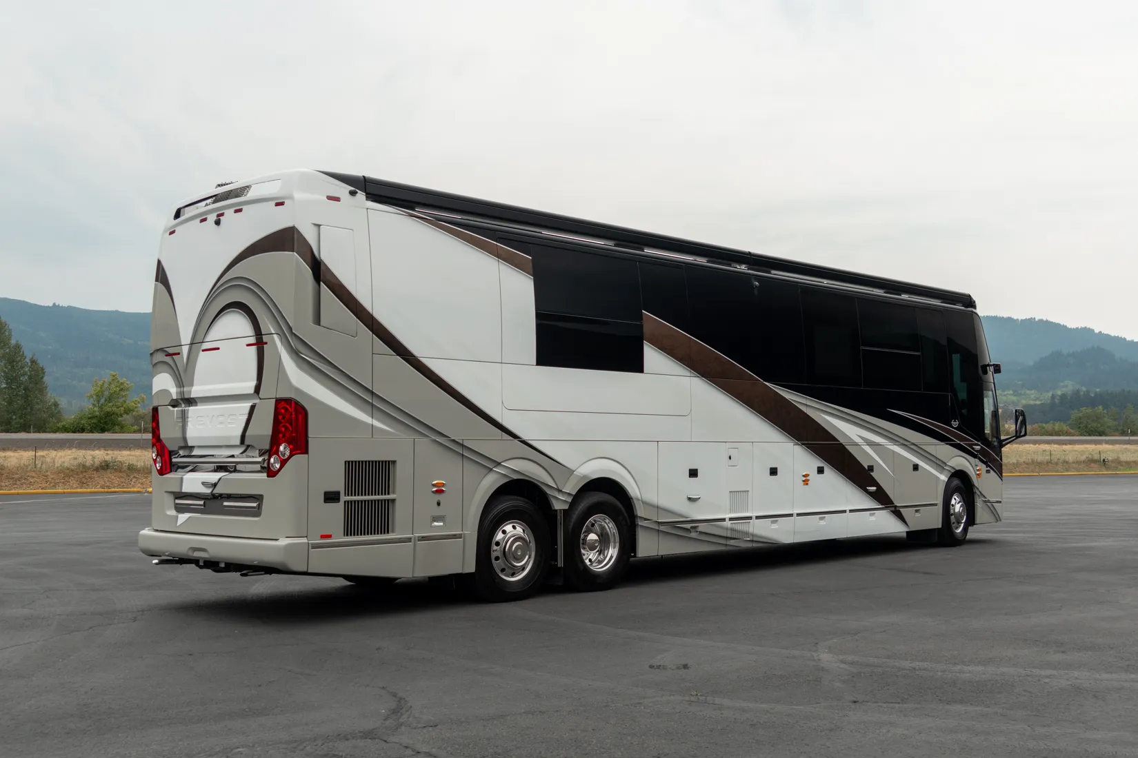 Exterior of Marathon Coach #1409 | Luxury Motorcoach for Sale