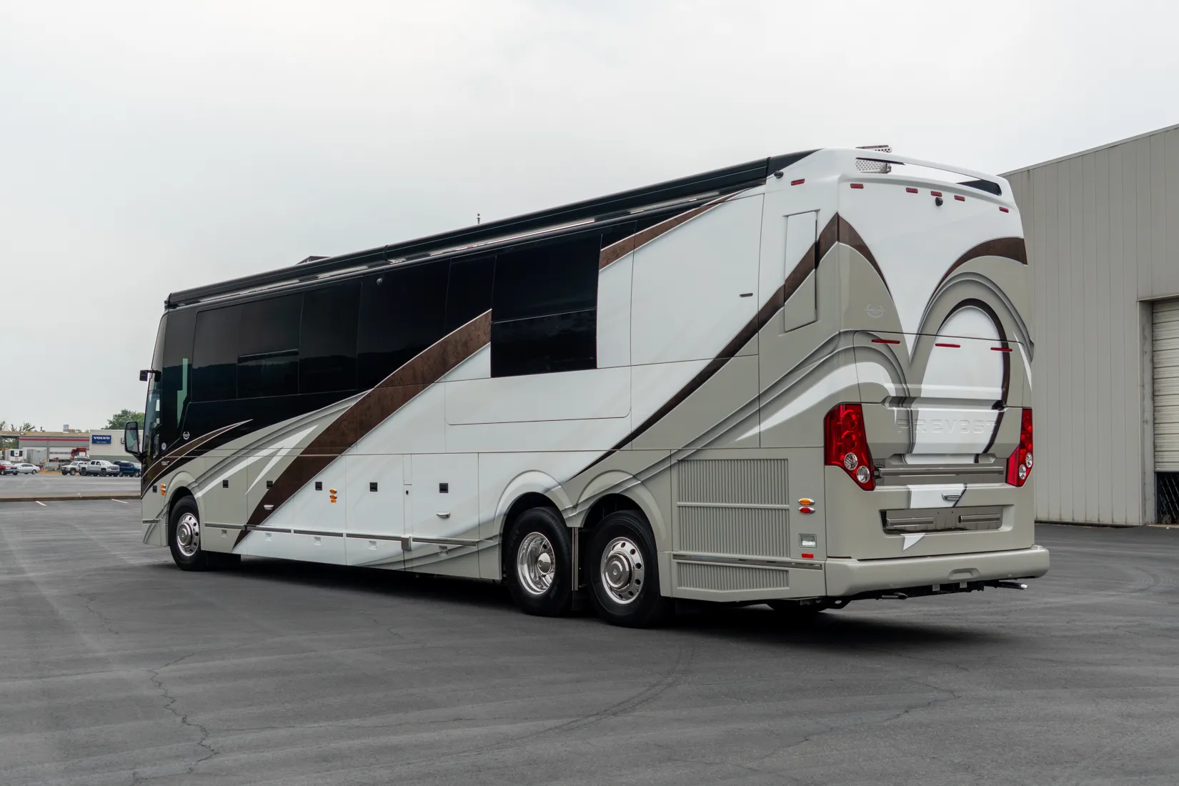 Exterior of Marathon Coach #1409 | Luxury Motorcoach for Sale