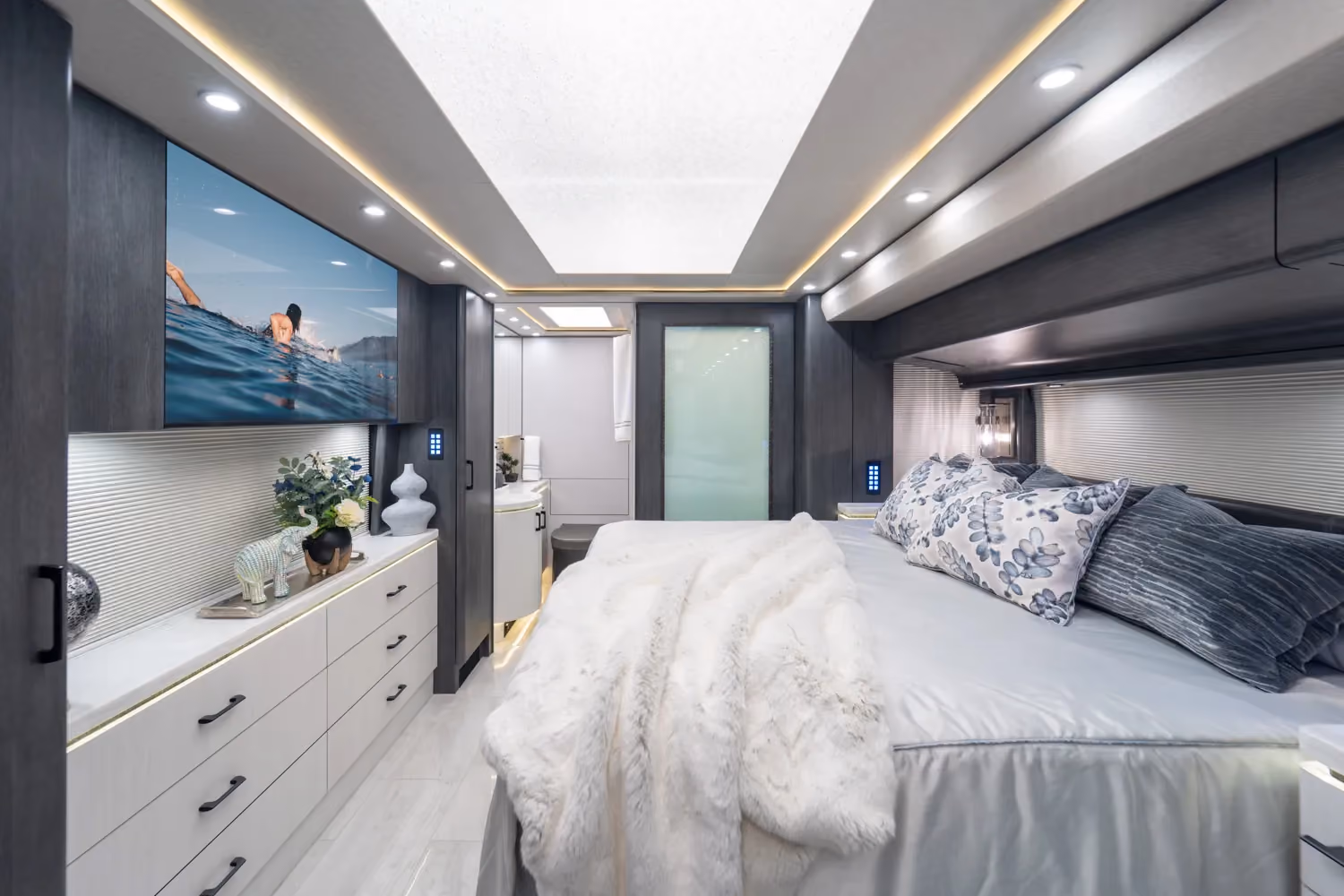 Interior of Marathon Coach #1404 | Luxury Motorcoach for Sale