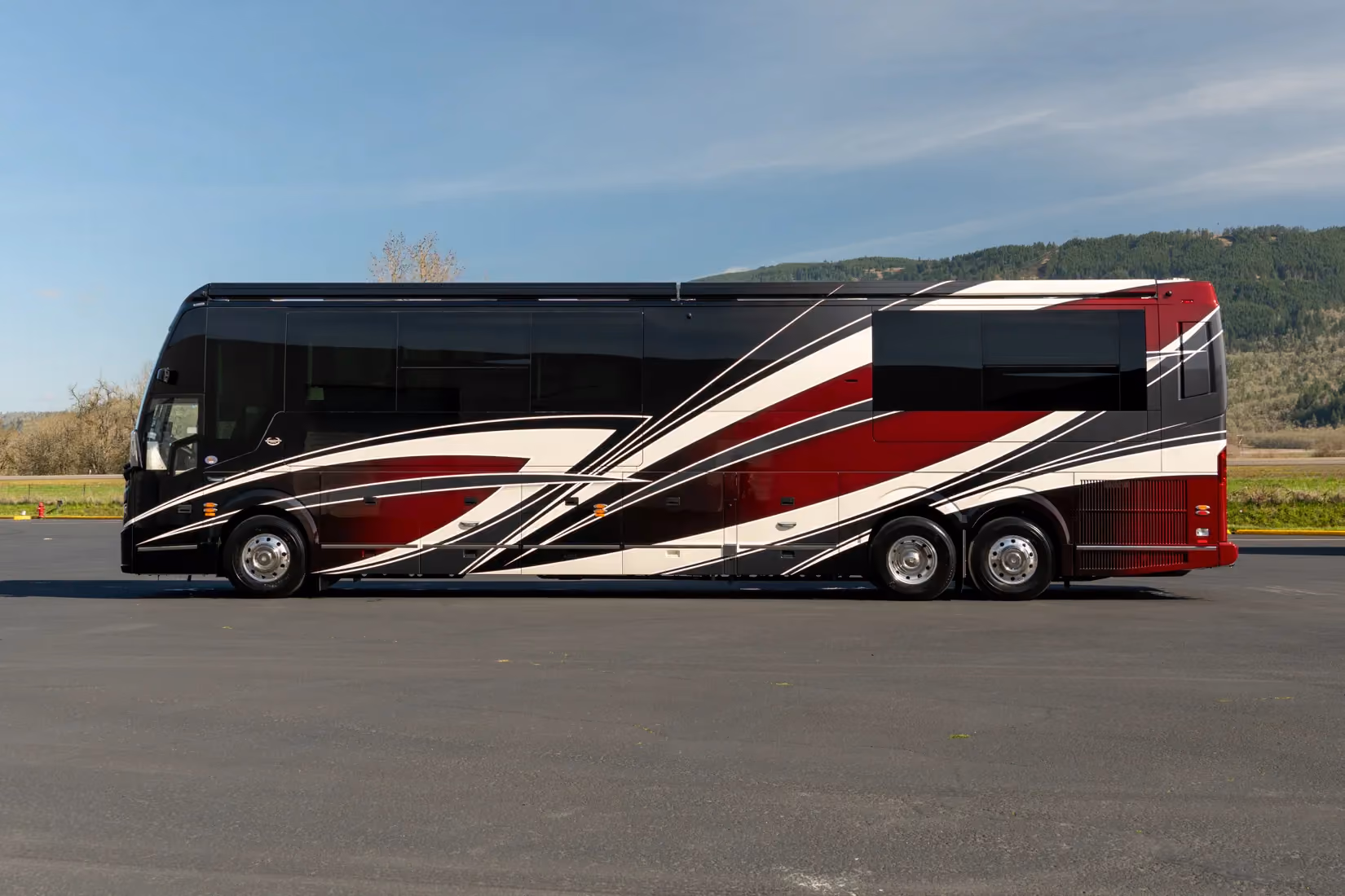 Exterior of Marathon Coach #1403 | Luxury Motorcoach for Sale