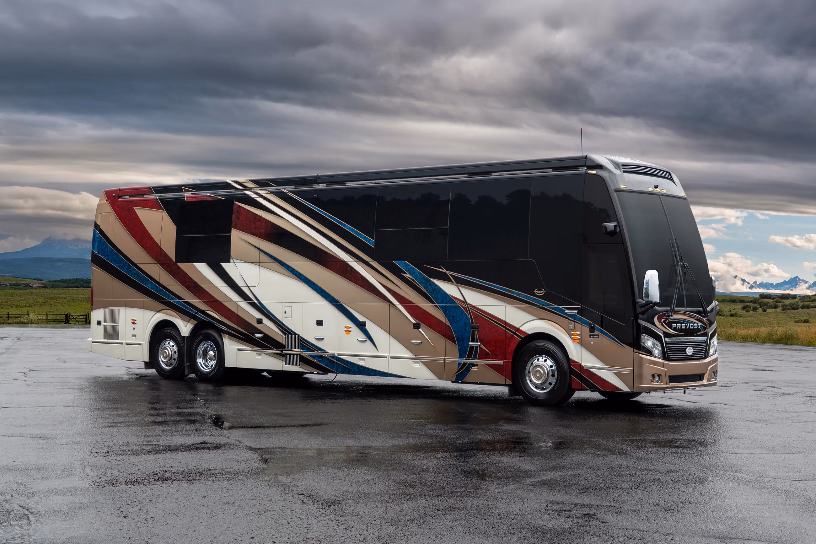 Marathon Coach #1420 | Luxury Motorcoach for Sale