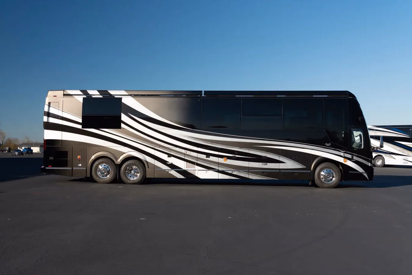 Exterior of Marathon Coach #1401 | Luxury Motorcoach for Sale