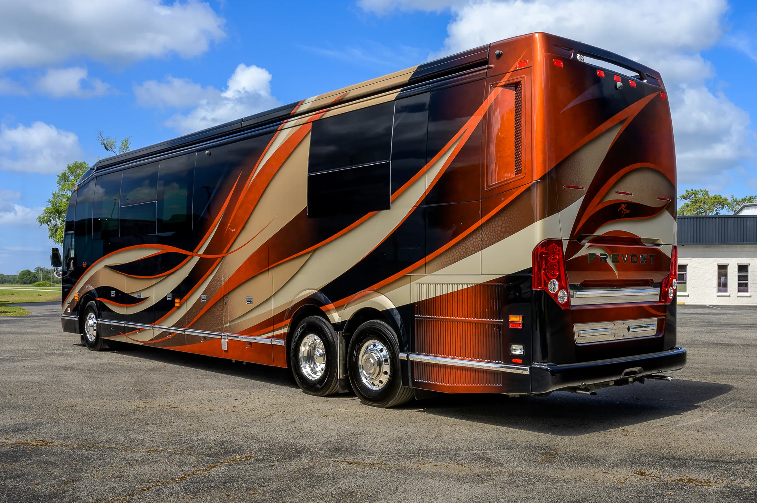Exterior of Marathon Coach #1367 | Luxury Motorcoach for Sale