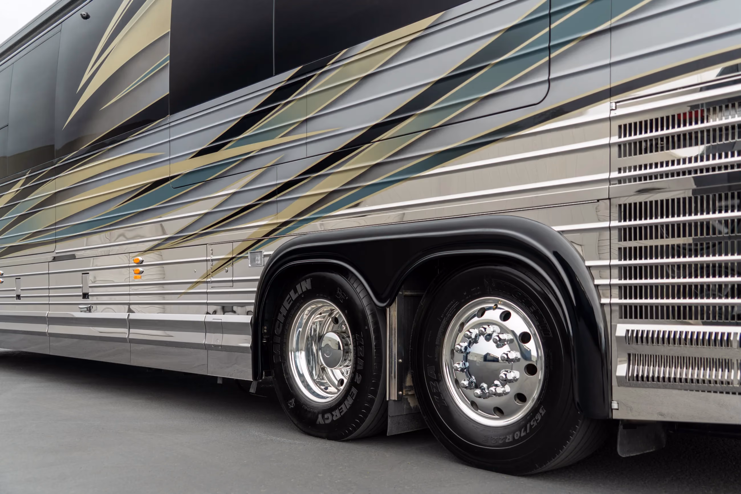 Marathon Coach #1421